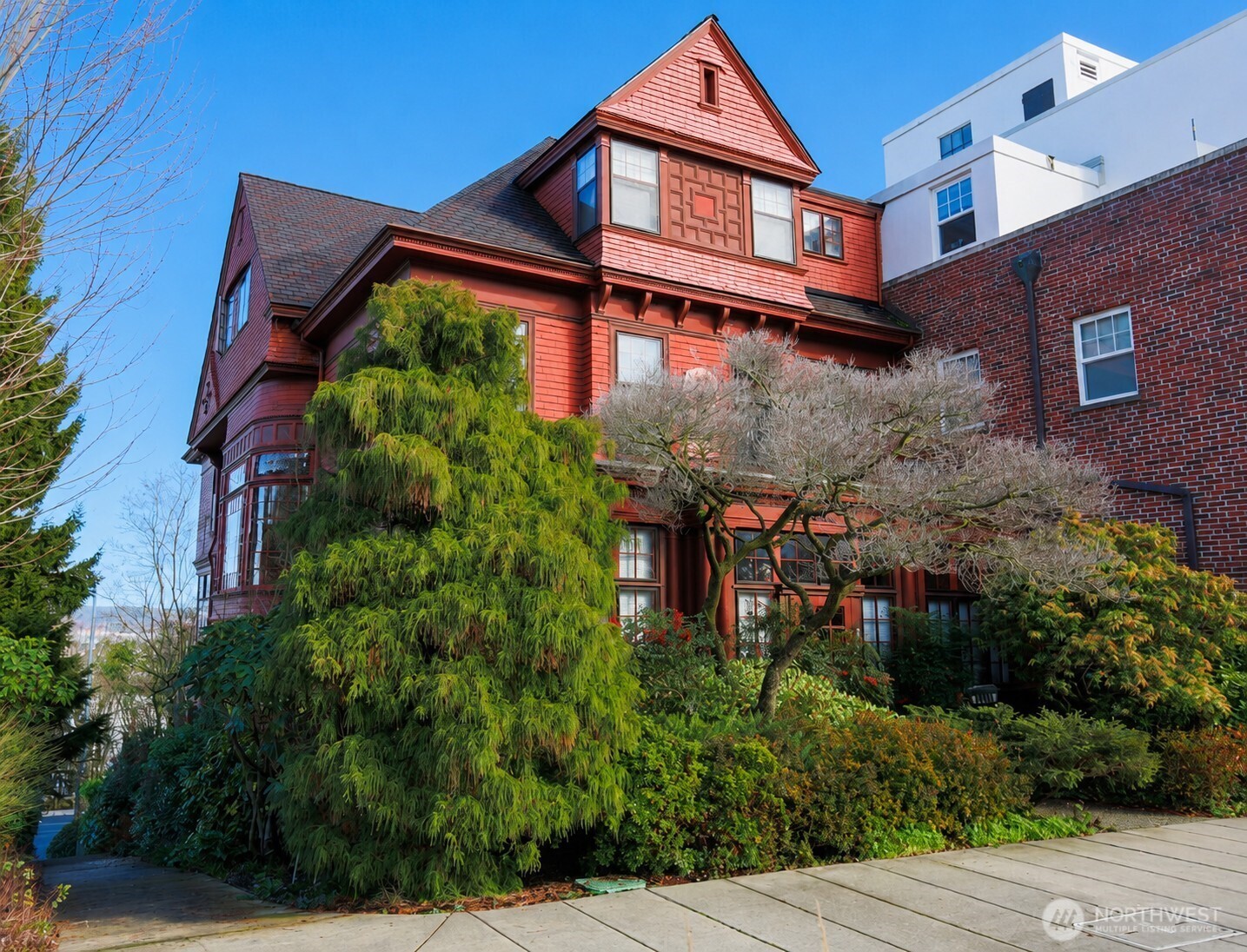 401 Broadway Property Photo 4