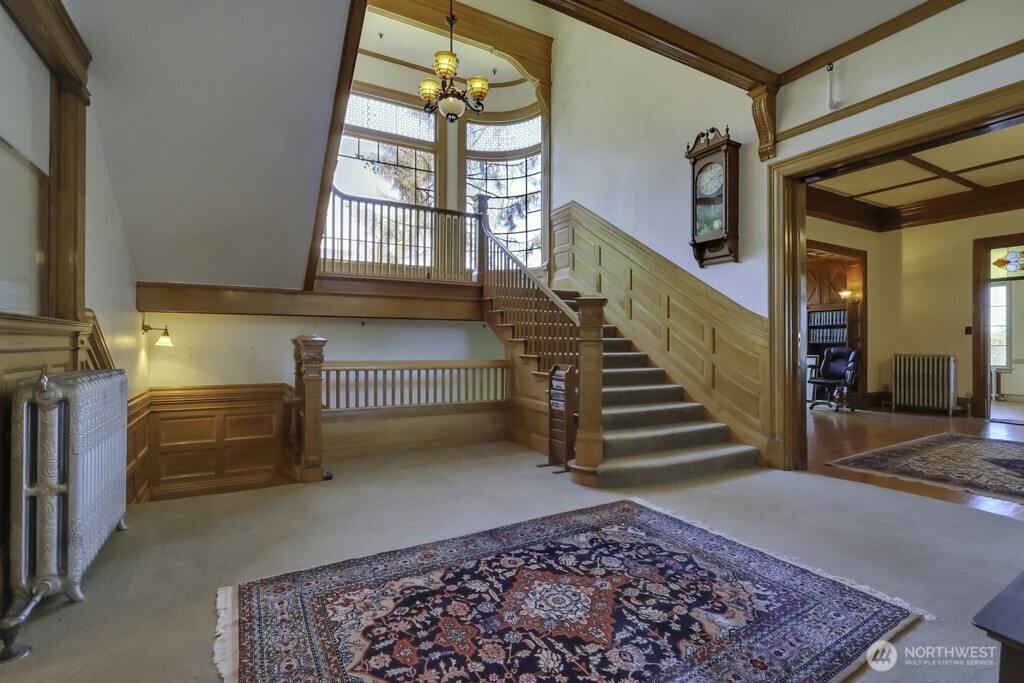 401 Broadway Property Photo 8