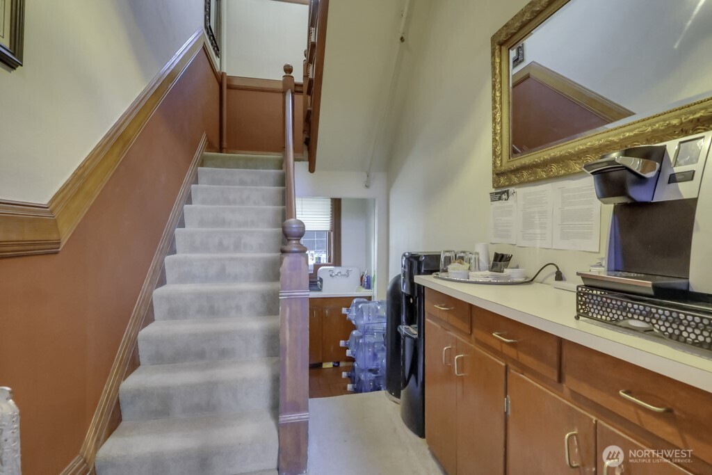 401 Broadway Property Photo 21