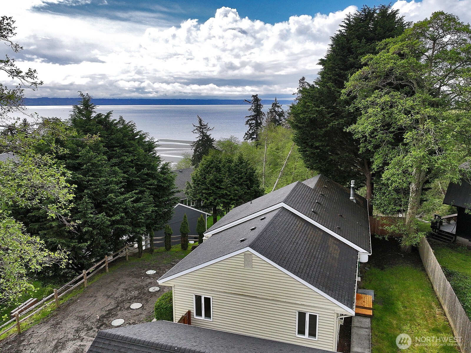 3760 Periwinkle Road Property Photo 3