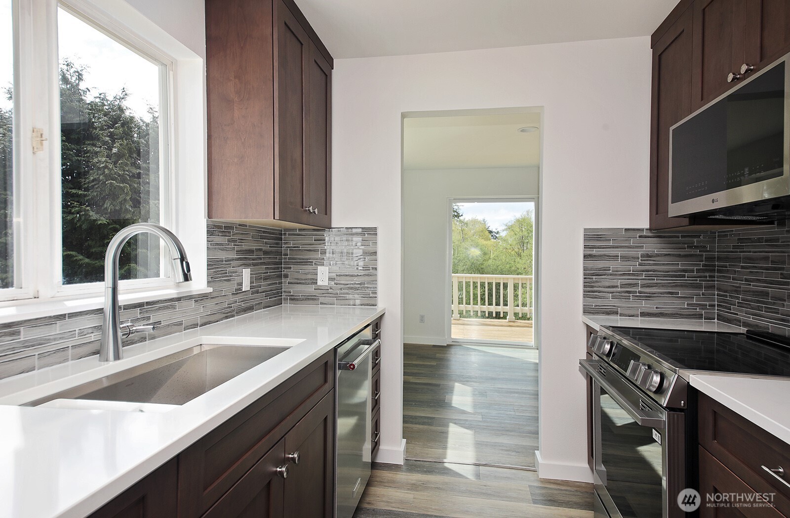 3760 Periwinkle Road Property Photo 13