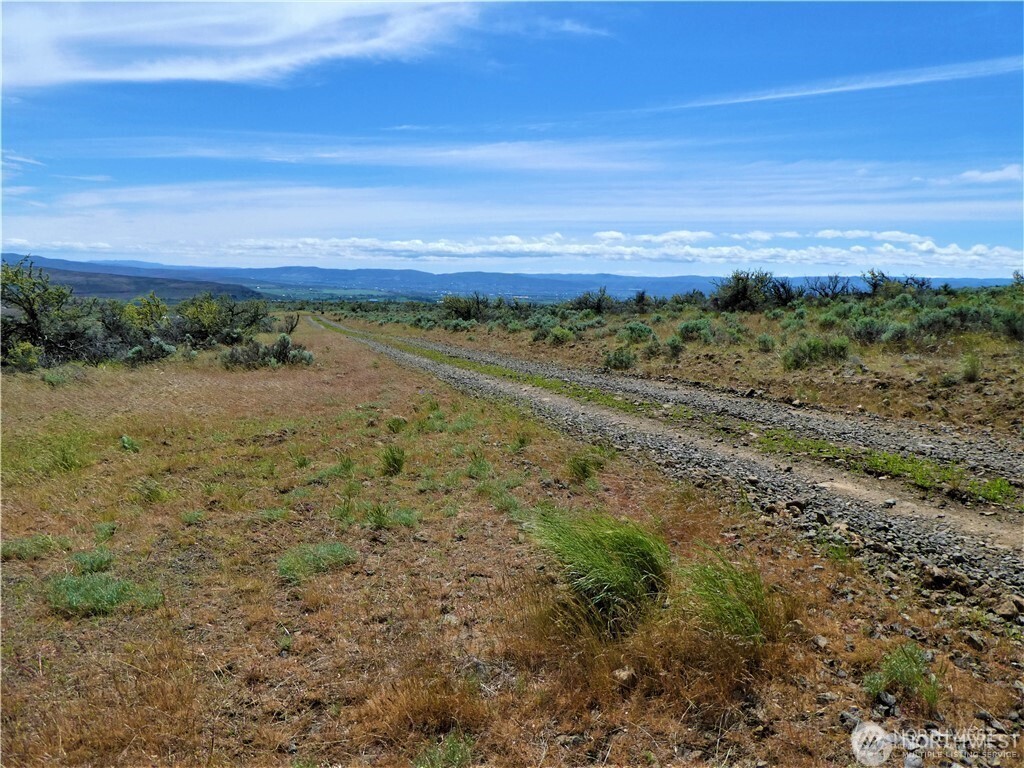 1 Colockum Road Property Photo 23