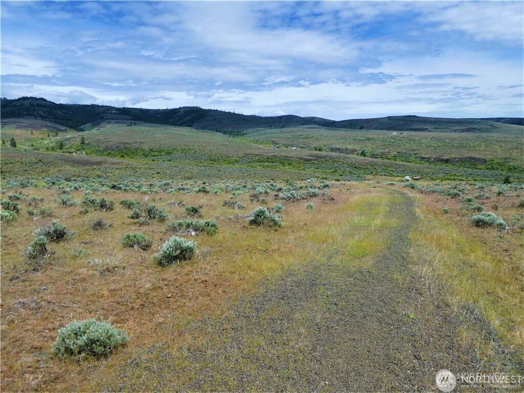 1 Colockum Road Property Photo 26