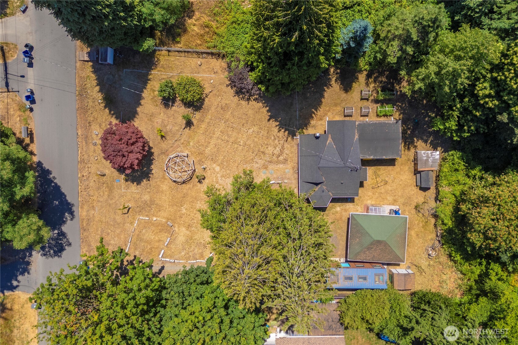 12027 10th Avenue Property Photo 1