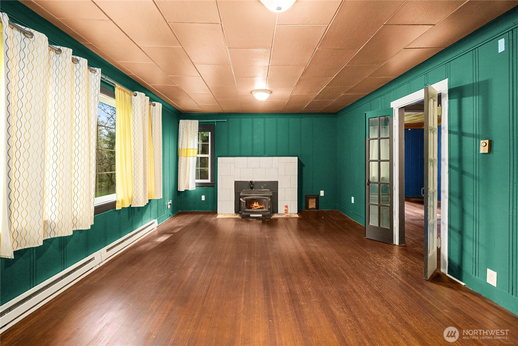 12027 10th Avenue Property Photo 6