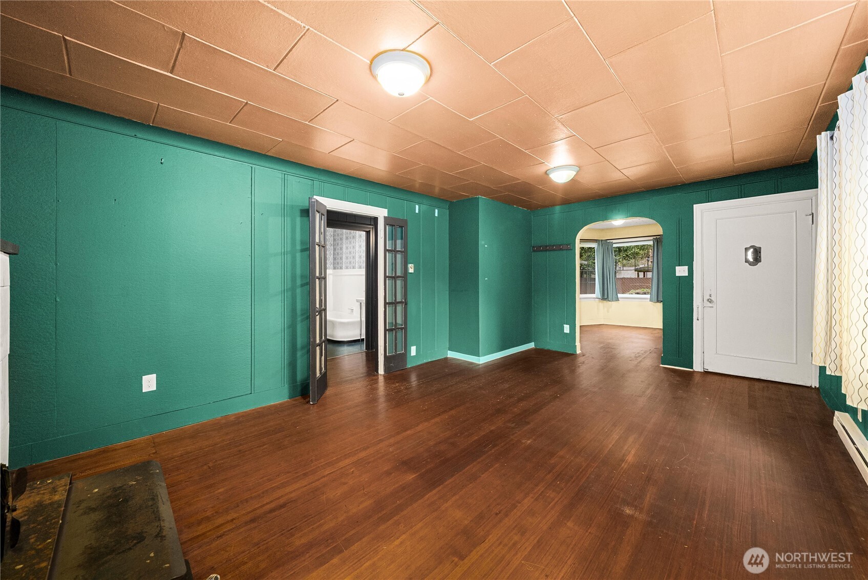 12027 10th Avenue Property Photo 7