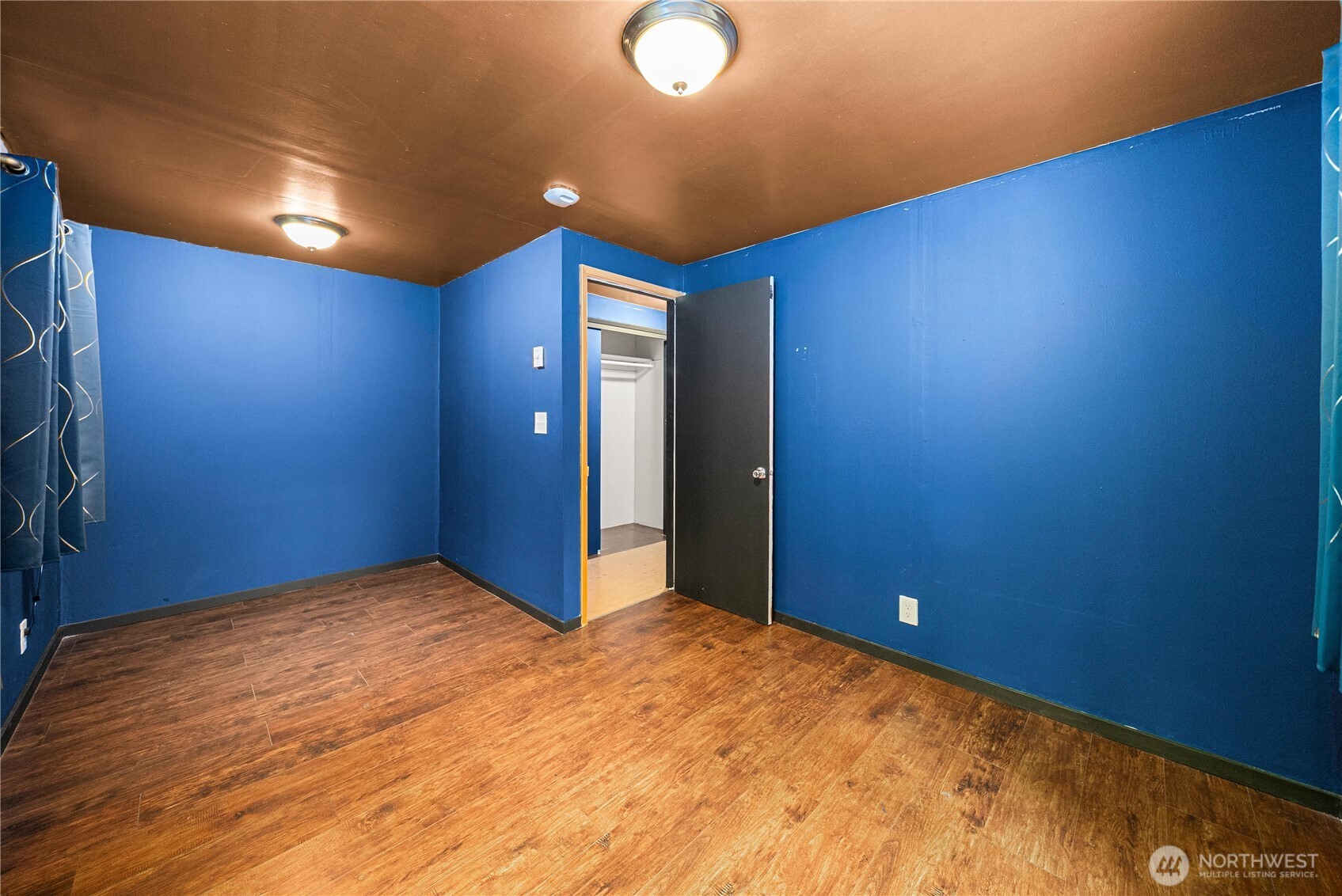 12027 10th Avenue Property Photo 23