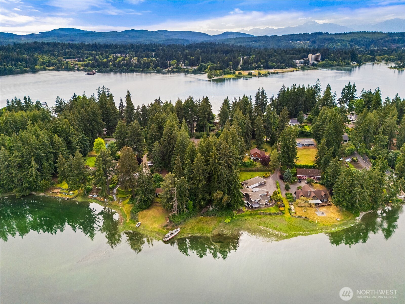 2774 Marine Drive Property Photo 4