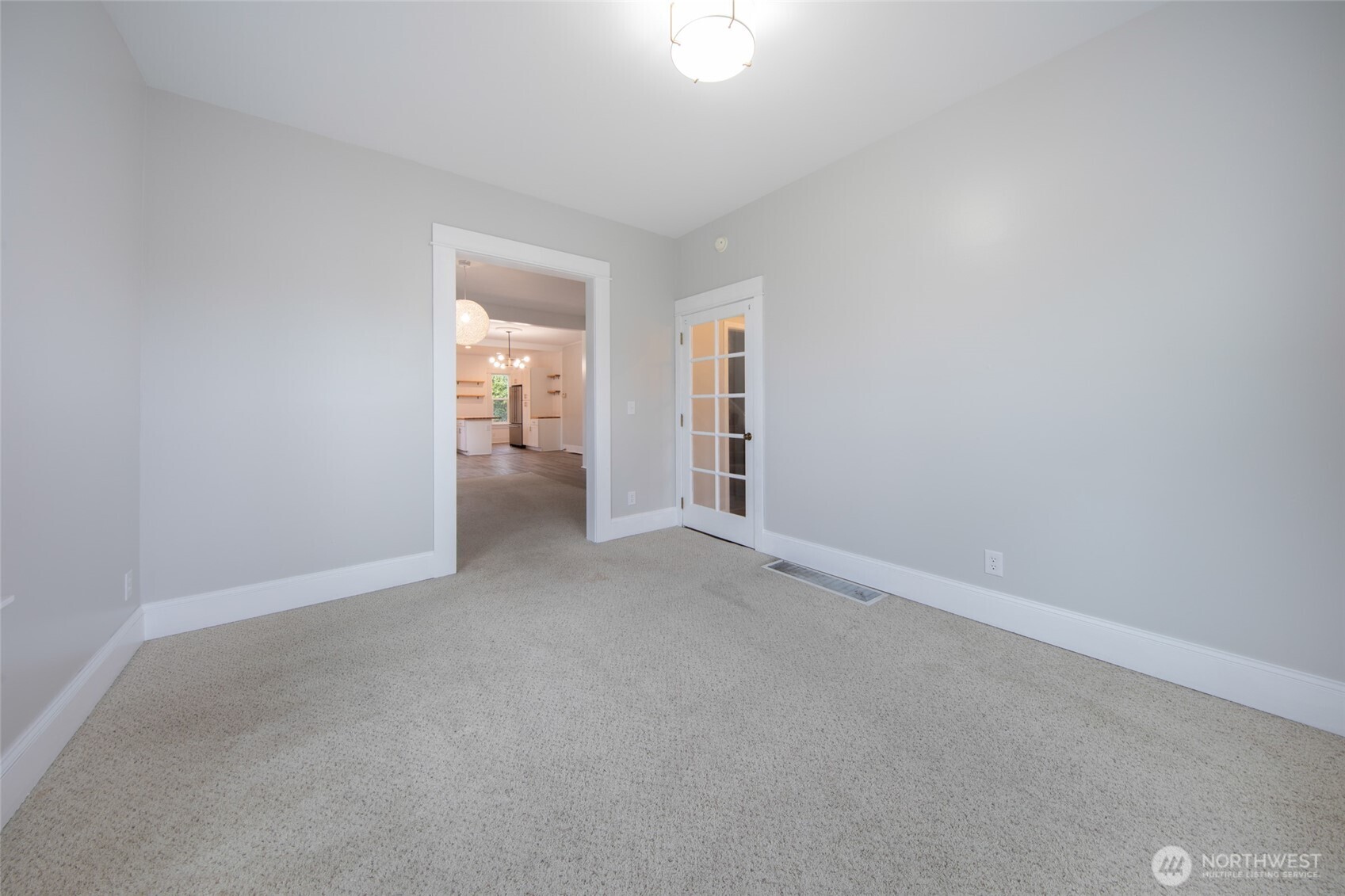 6753 14th Avenue Property Photo 5