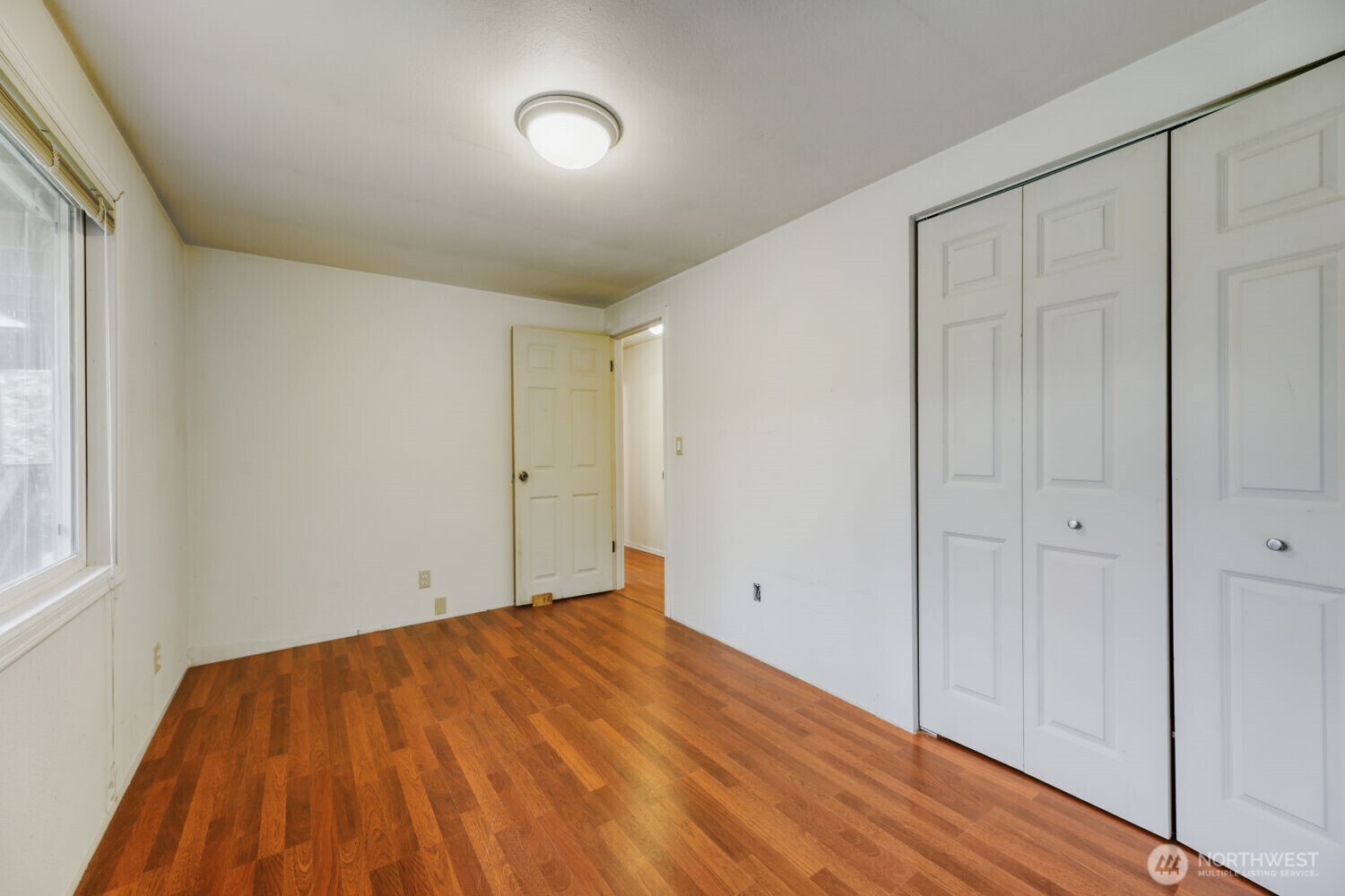 5703 318th Avenue Property Photo 7