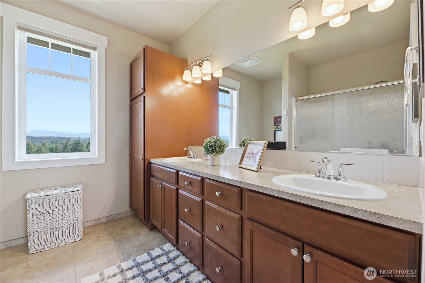 2416 Cascade Drive Property Photo 29
