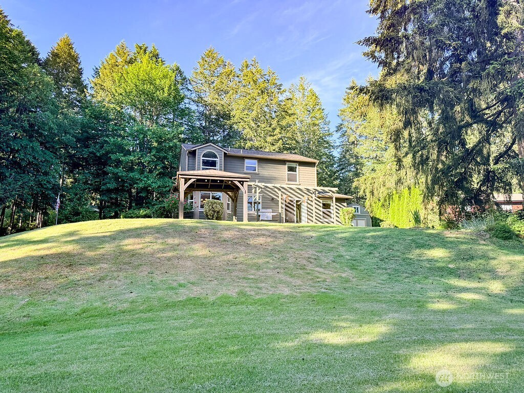 8610 Long Lake Road Property Photo 33