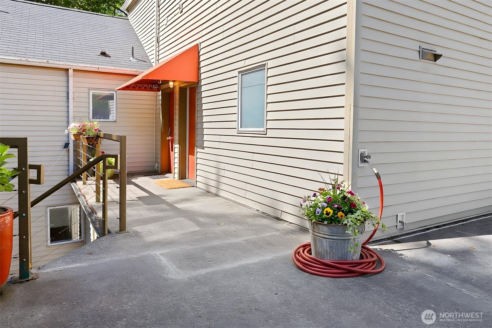 3406 W Government Way 7 Property Photo 3