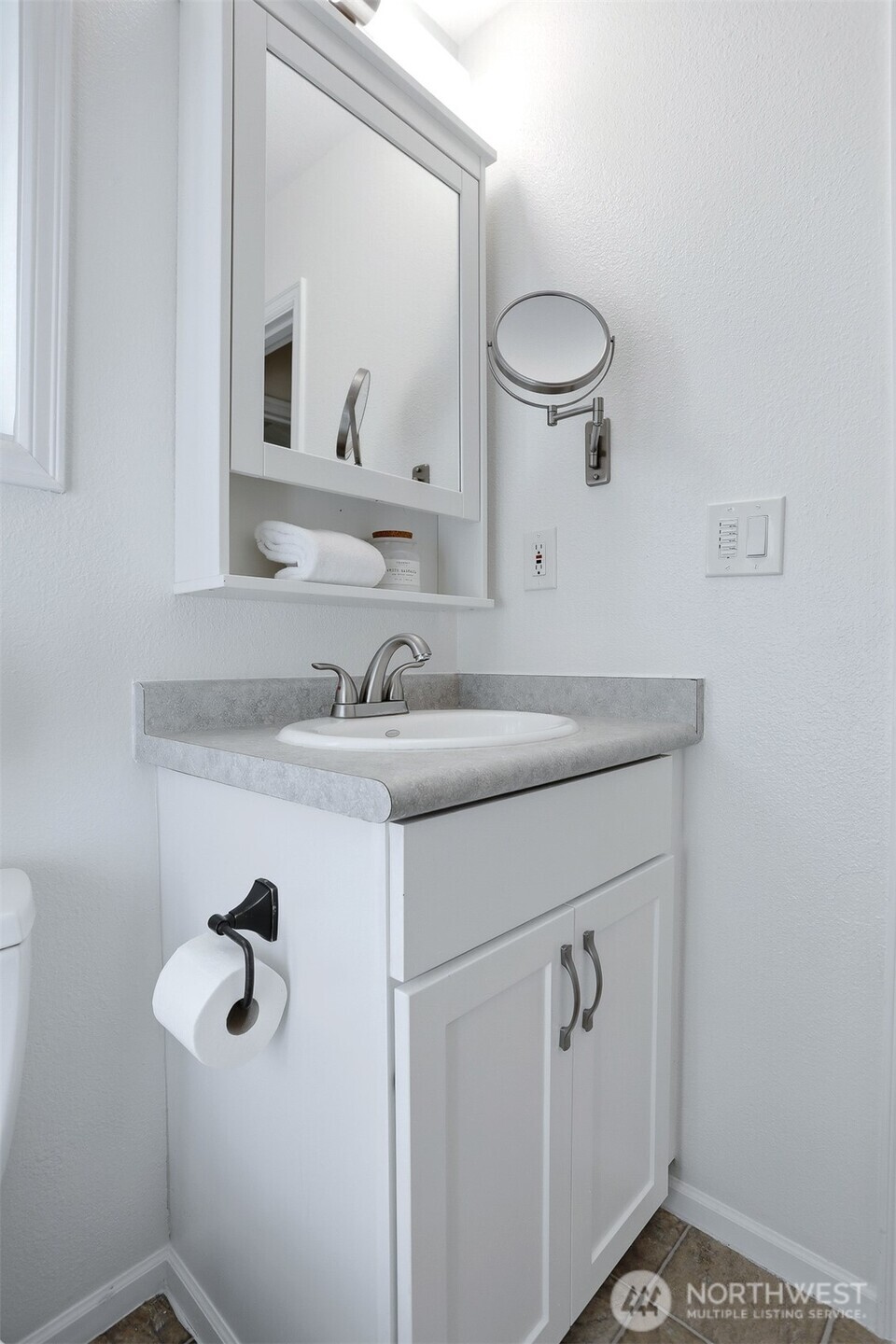 3406 W Government Way 7 Property Photo 18