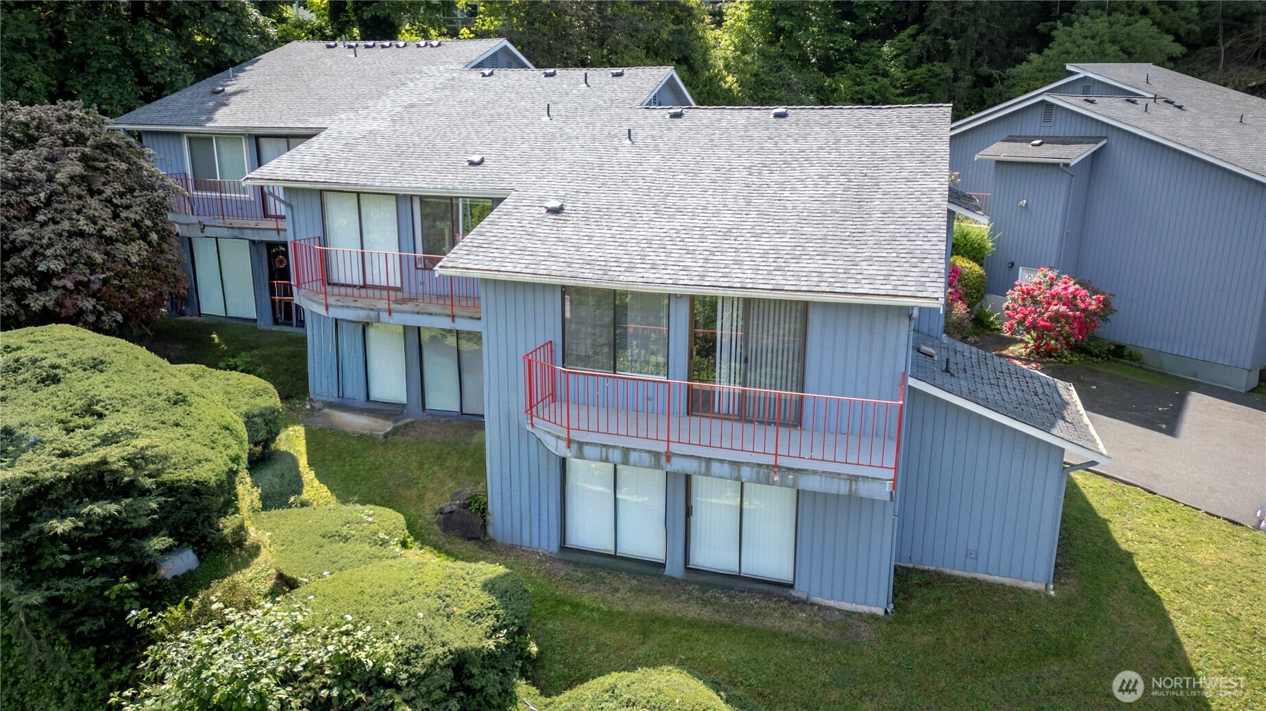 108 Kensington Avenue Property Photo 10