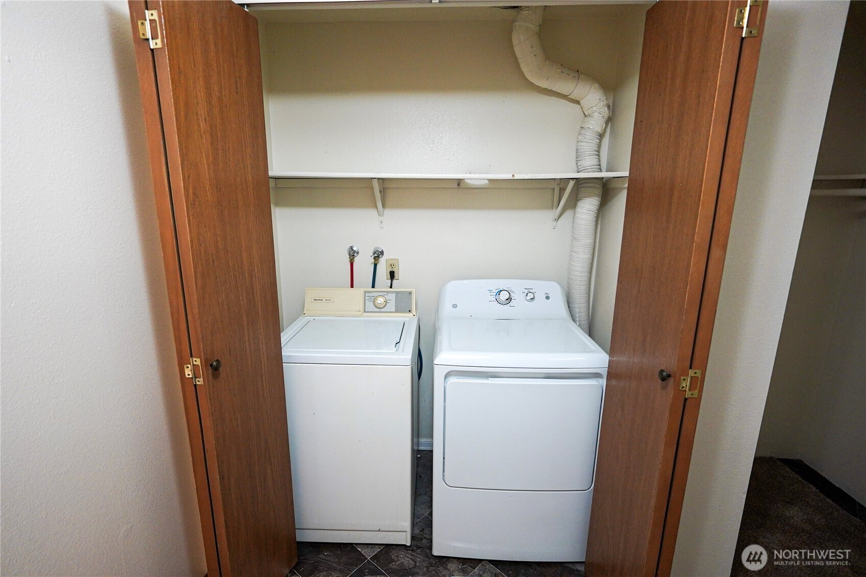 108 Kensington Avenue Property Photo 15