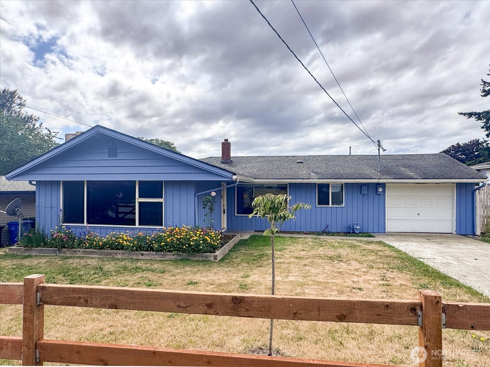 475 Se Pasek Street Property Photo 1