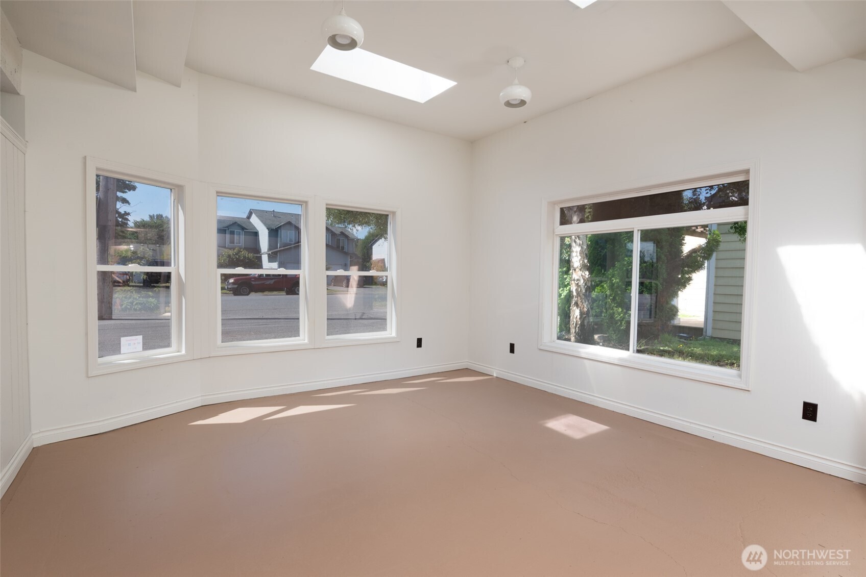915 Mclean Road Property Photo 11