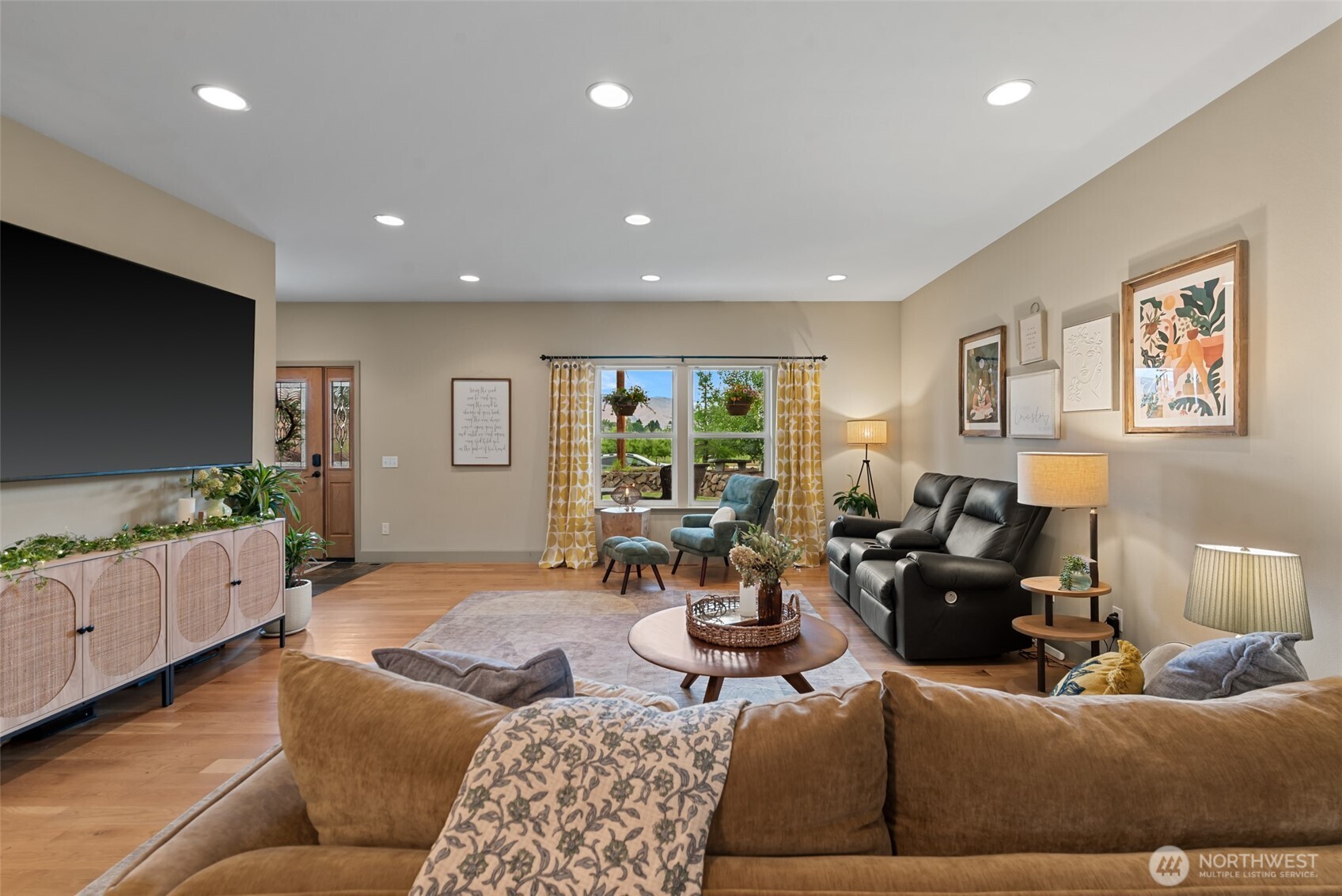 104 35th Street Property Photo 8