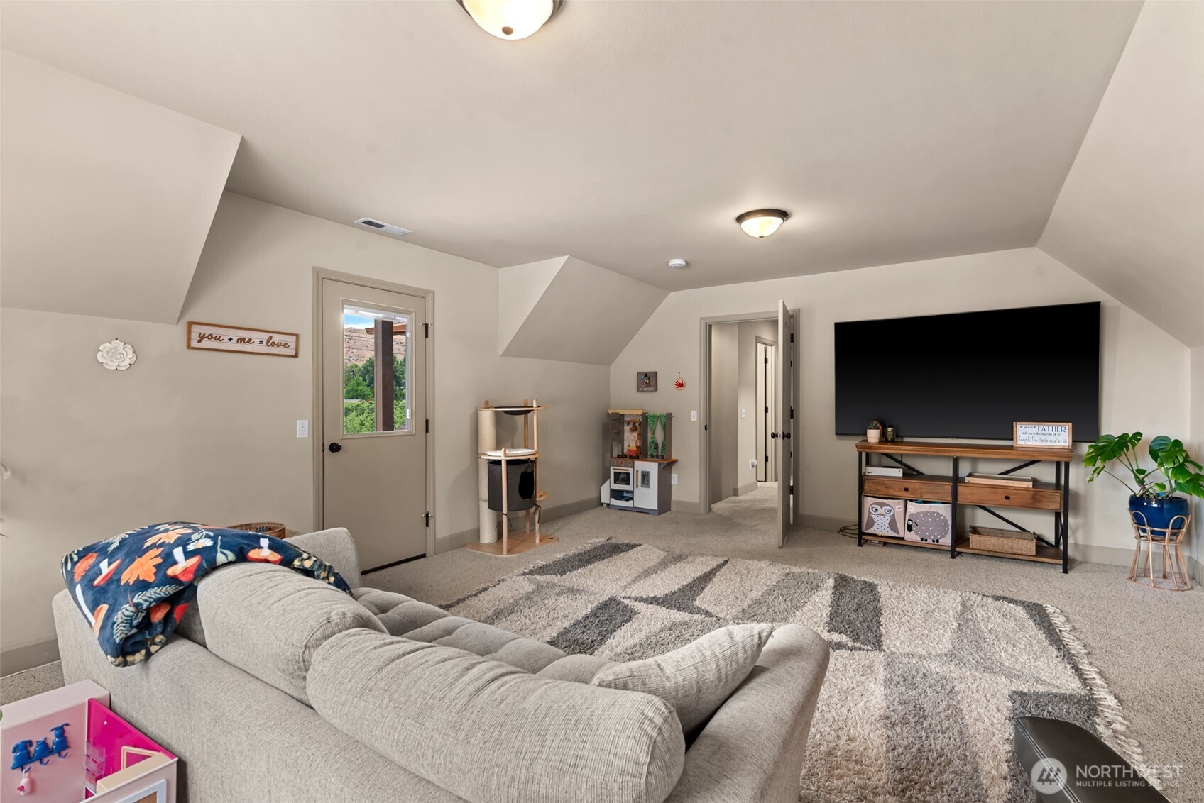 104 35th Street Property Photo 19