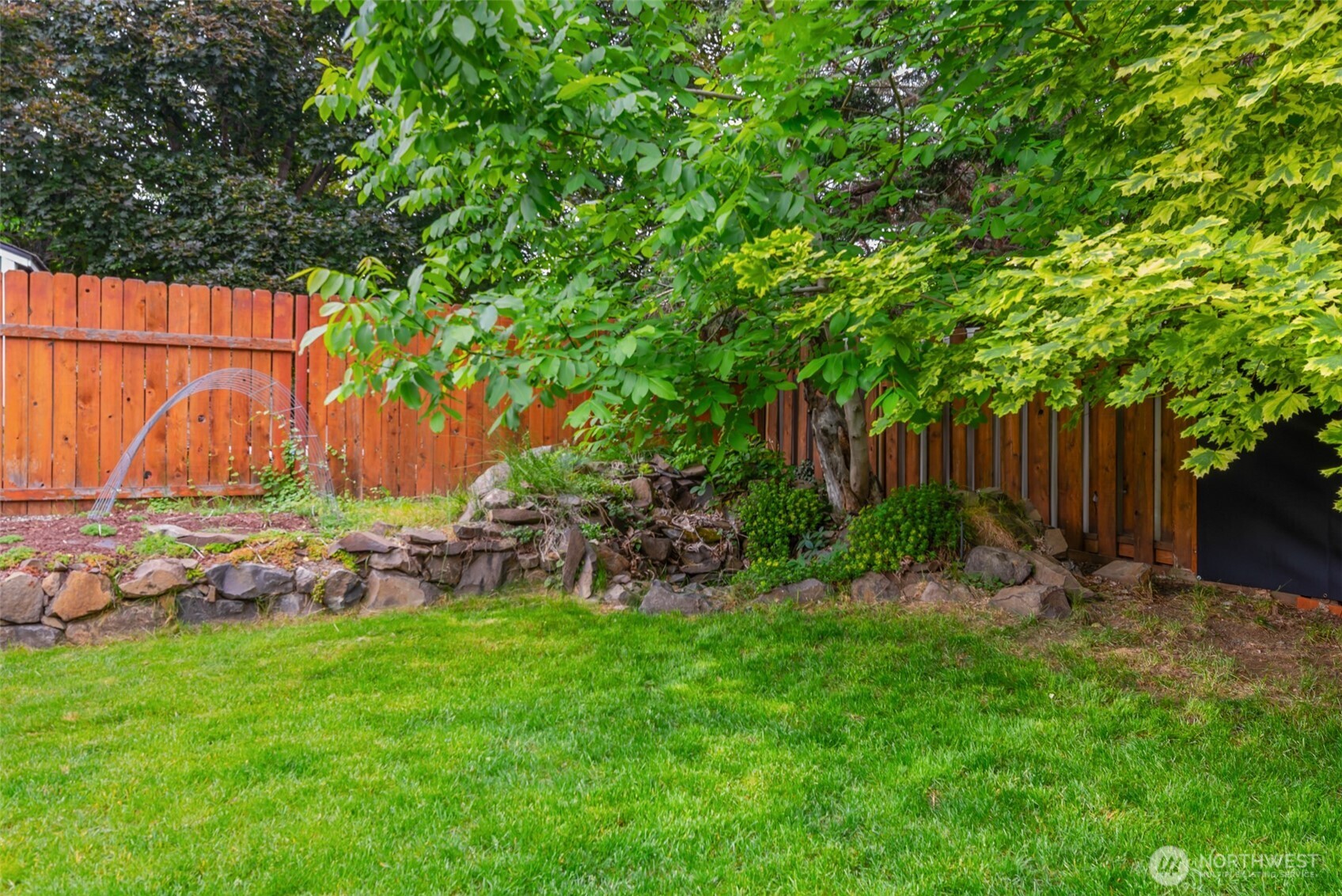 104 35th Street Property Photo 40