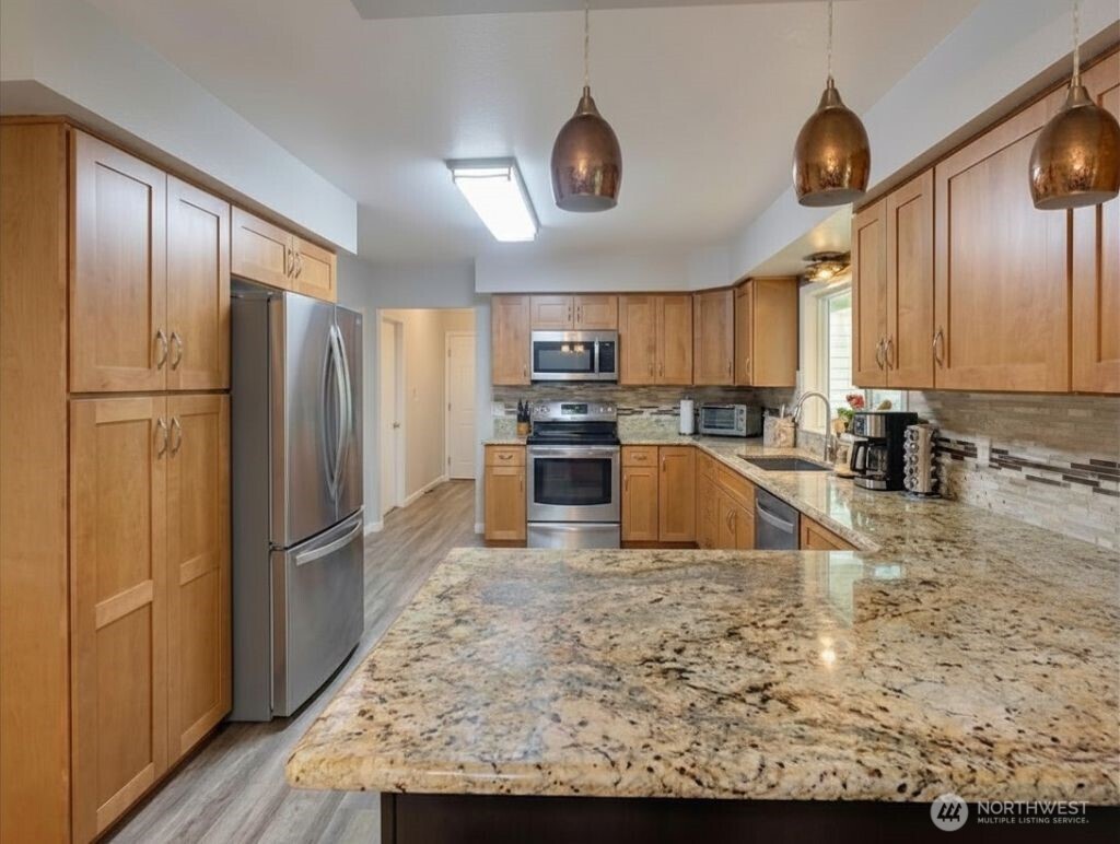 502 Coal Creek Road Property Photo 3