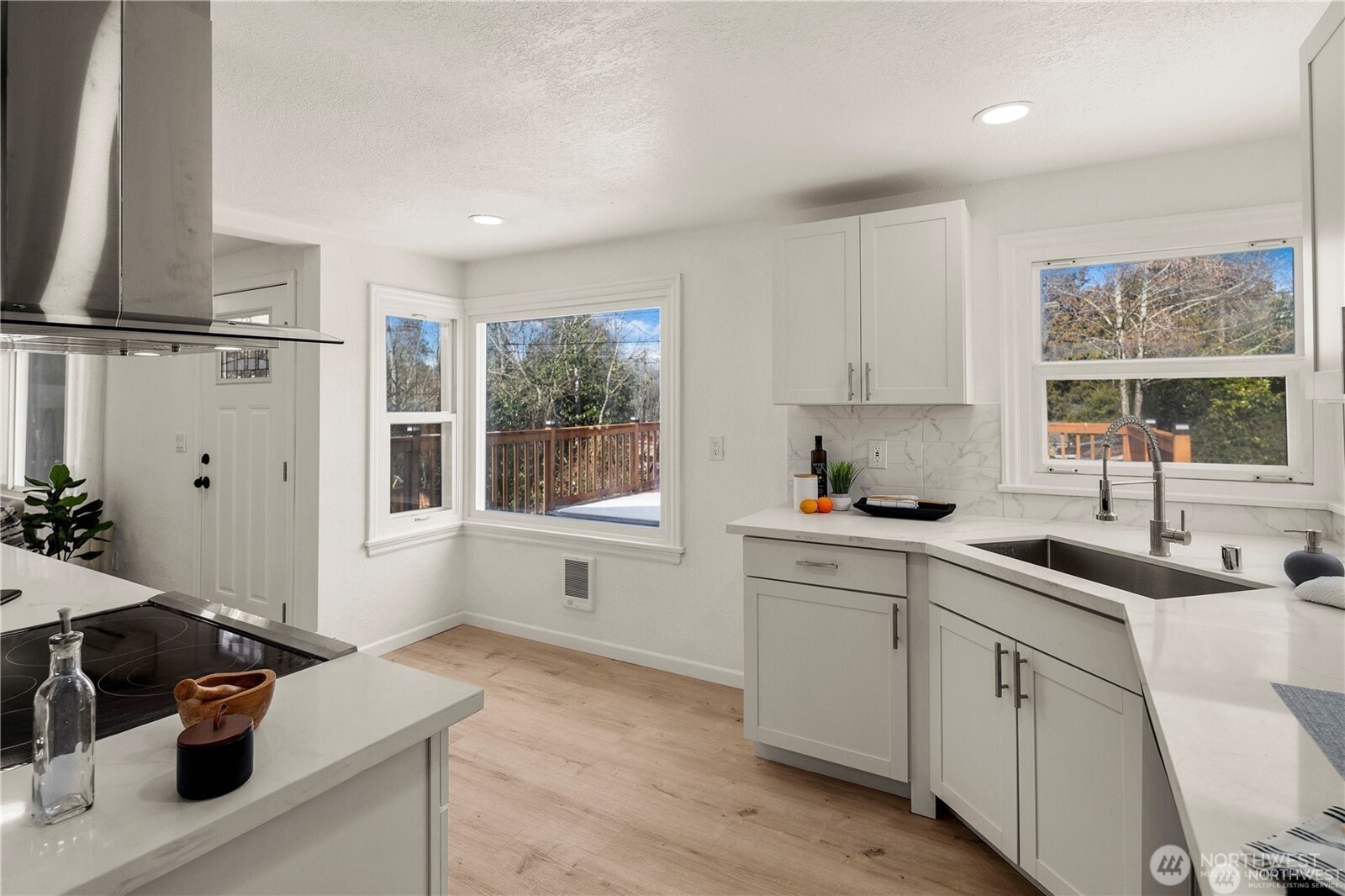 2315 S 116th Place Property Photo 15