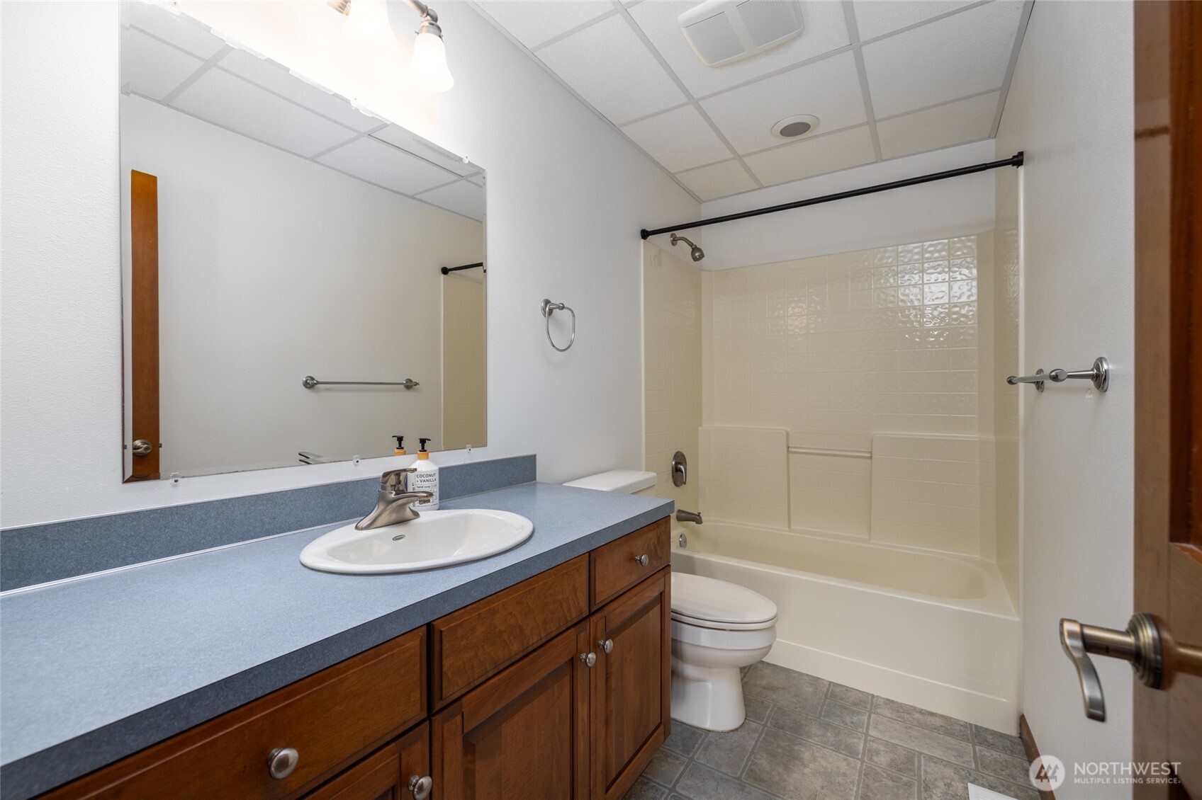 3602 W 8th Street Property Photo 23