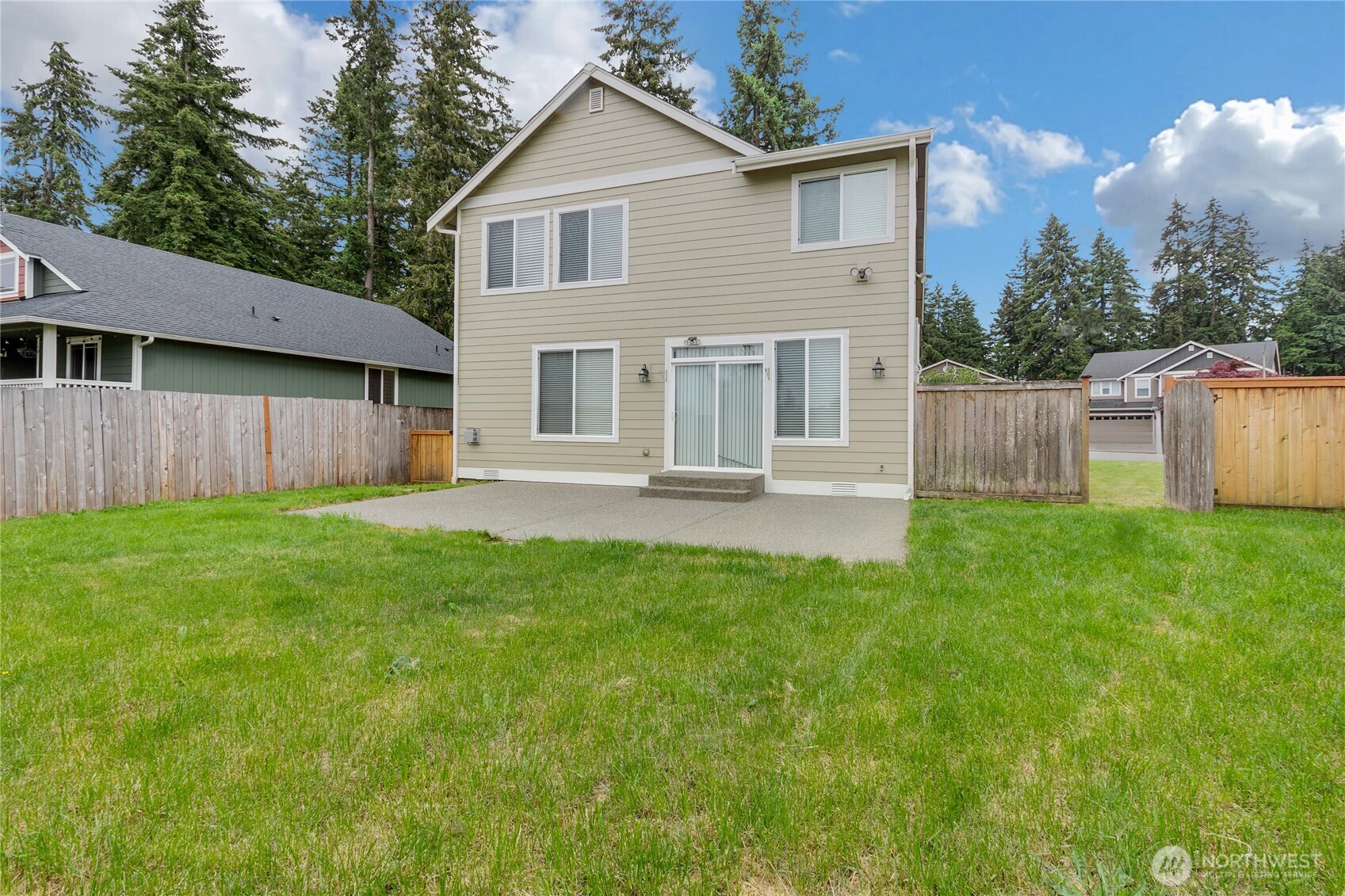 4721 205th Street Ct Property Photo 6
