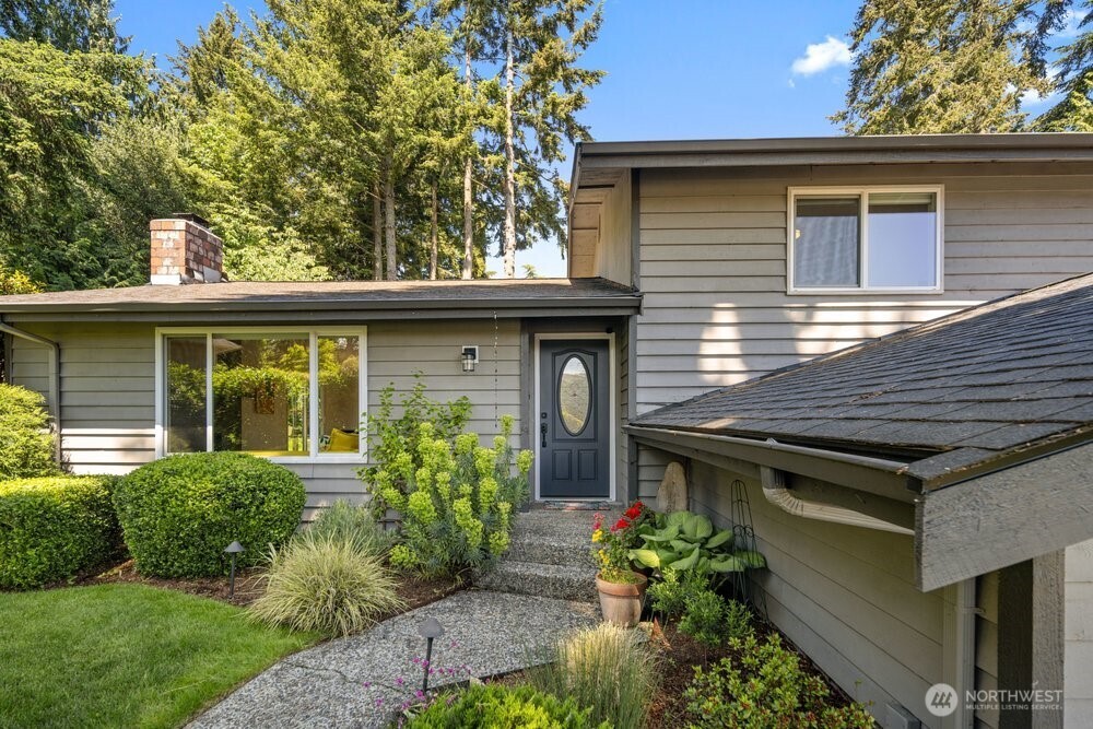 24306 87th Place Property Photo 3