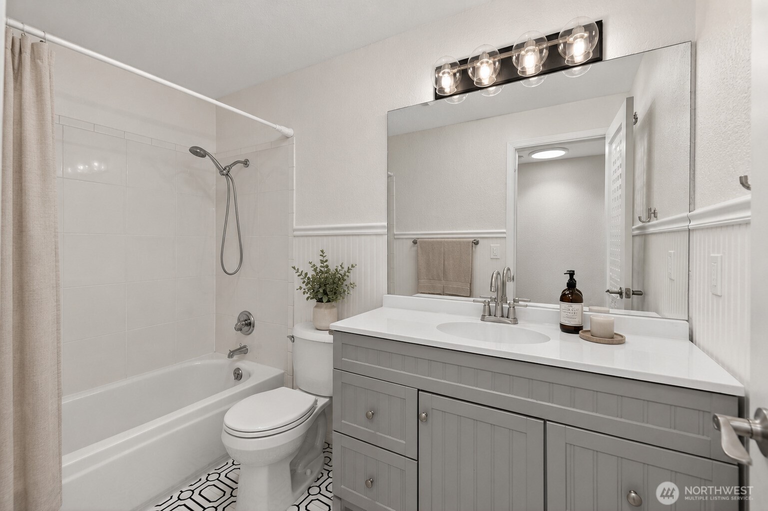 24306 87th Place Property Photo 19