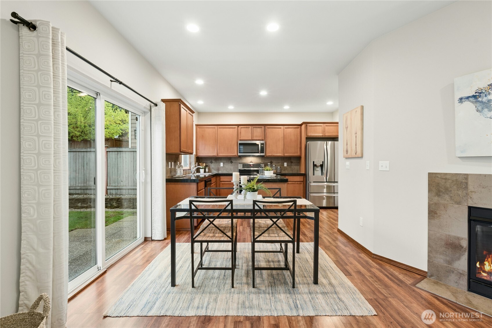 4127 228th Place Property Photo 6