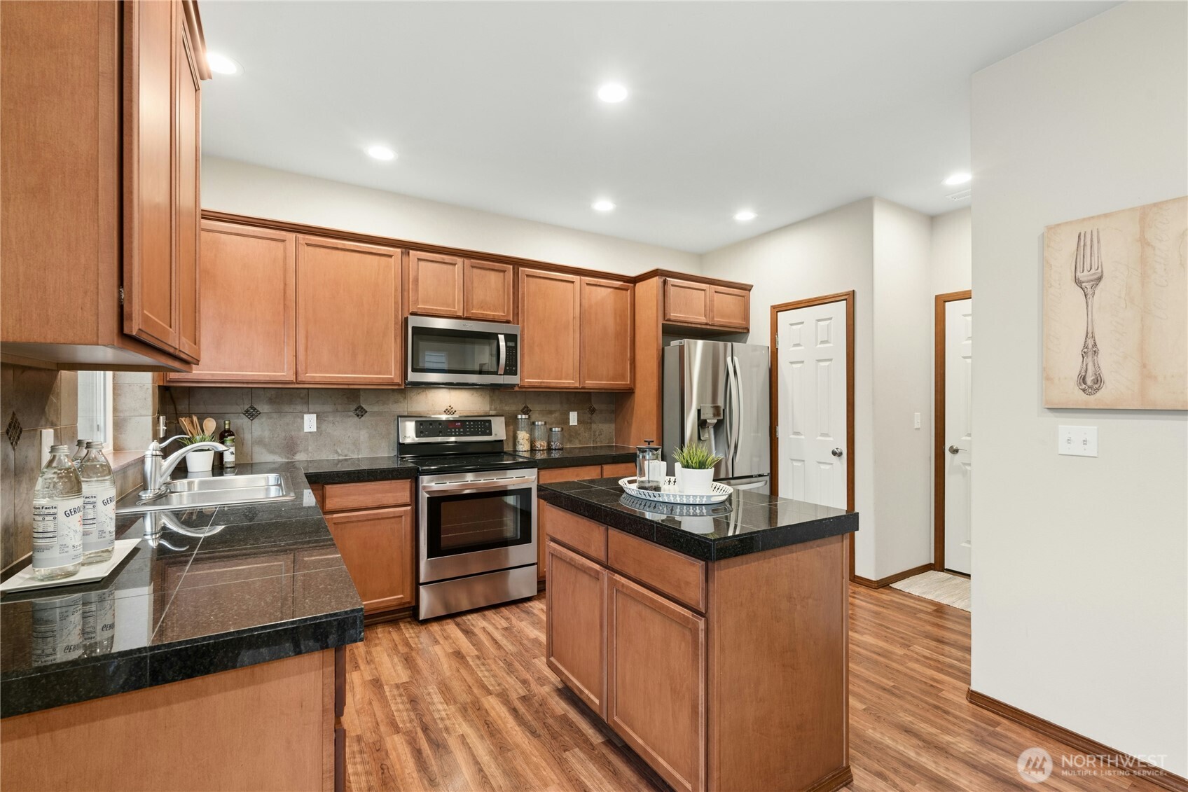 4127 228th Place Property Photo 8