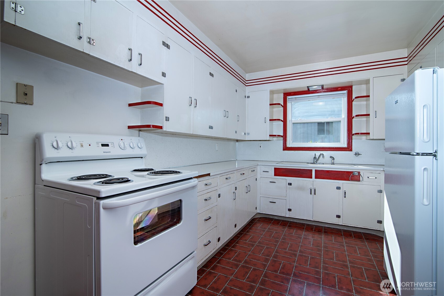 203 N Walnut Street Property Photo 13