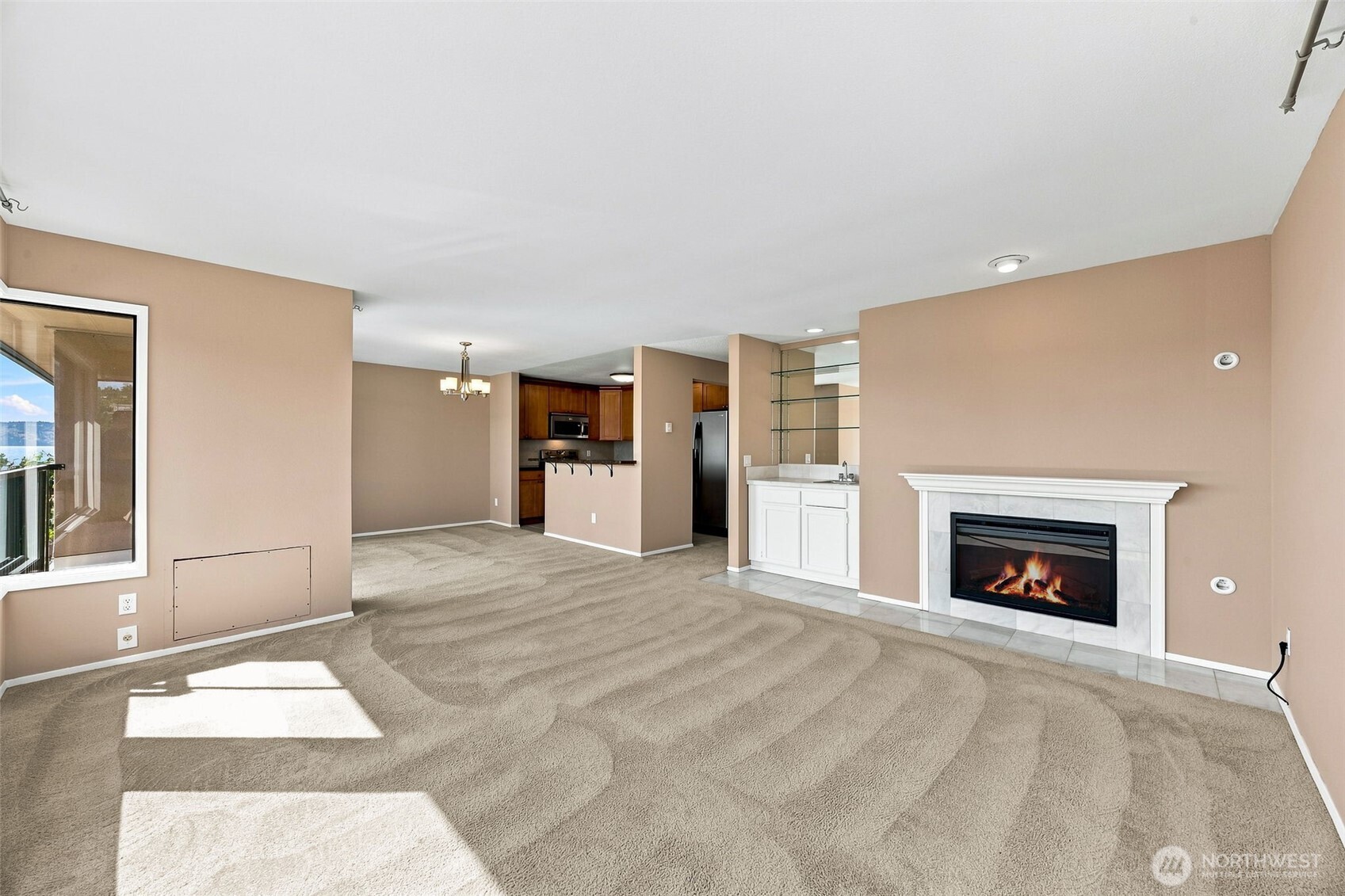 601 S 227th Street 411s Property Photo 5