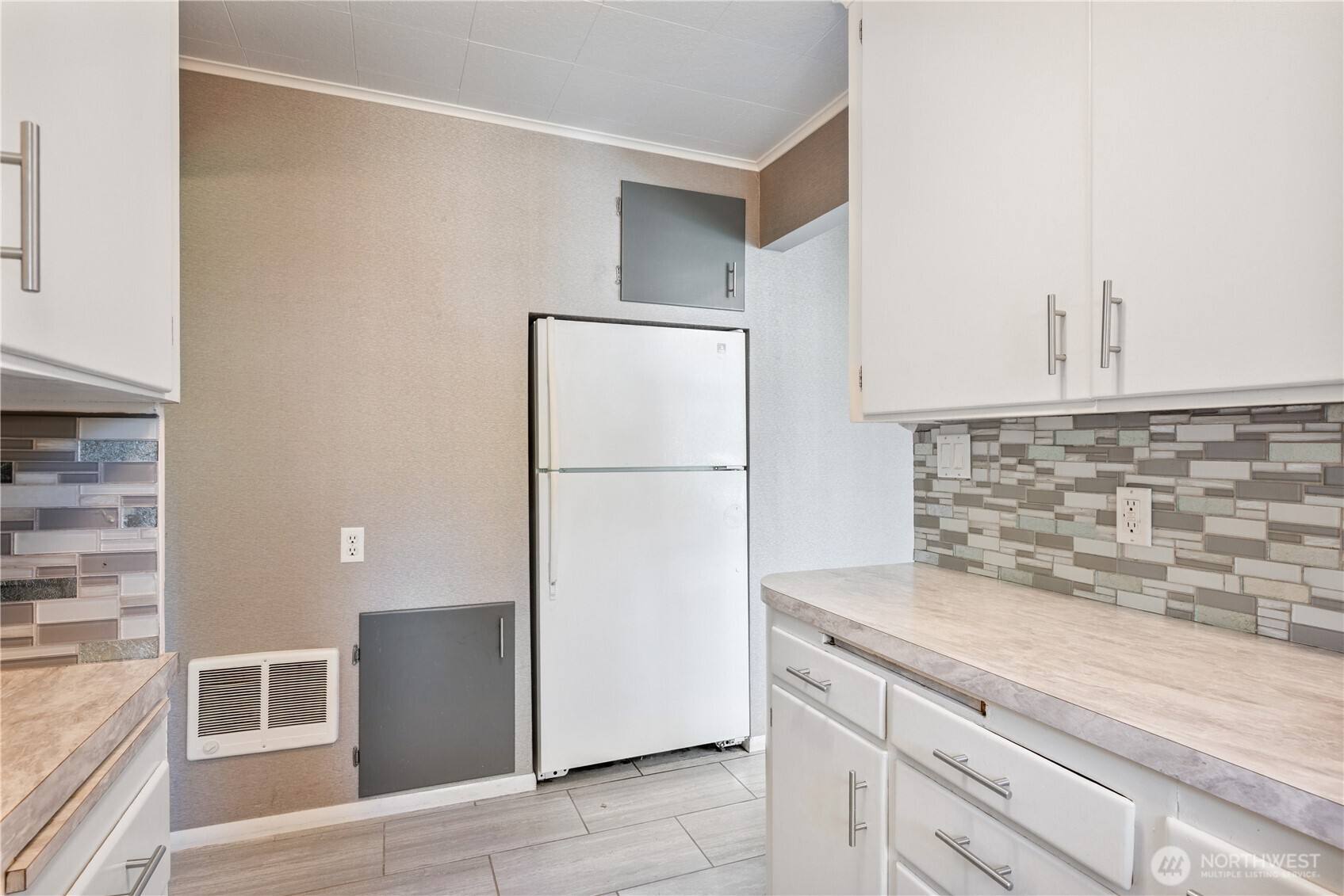 111 Appleman Drive Property Photo 12