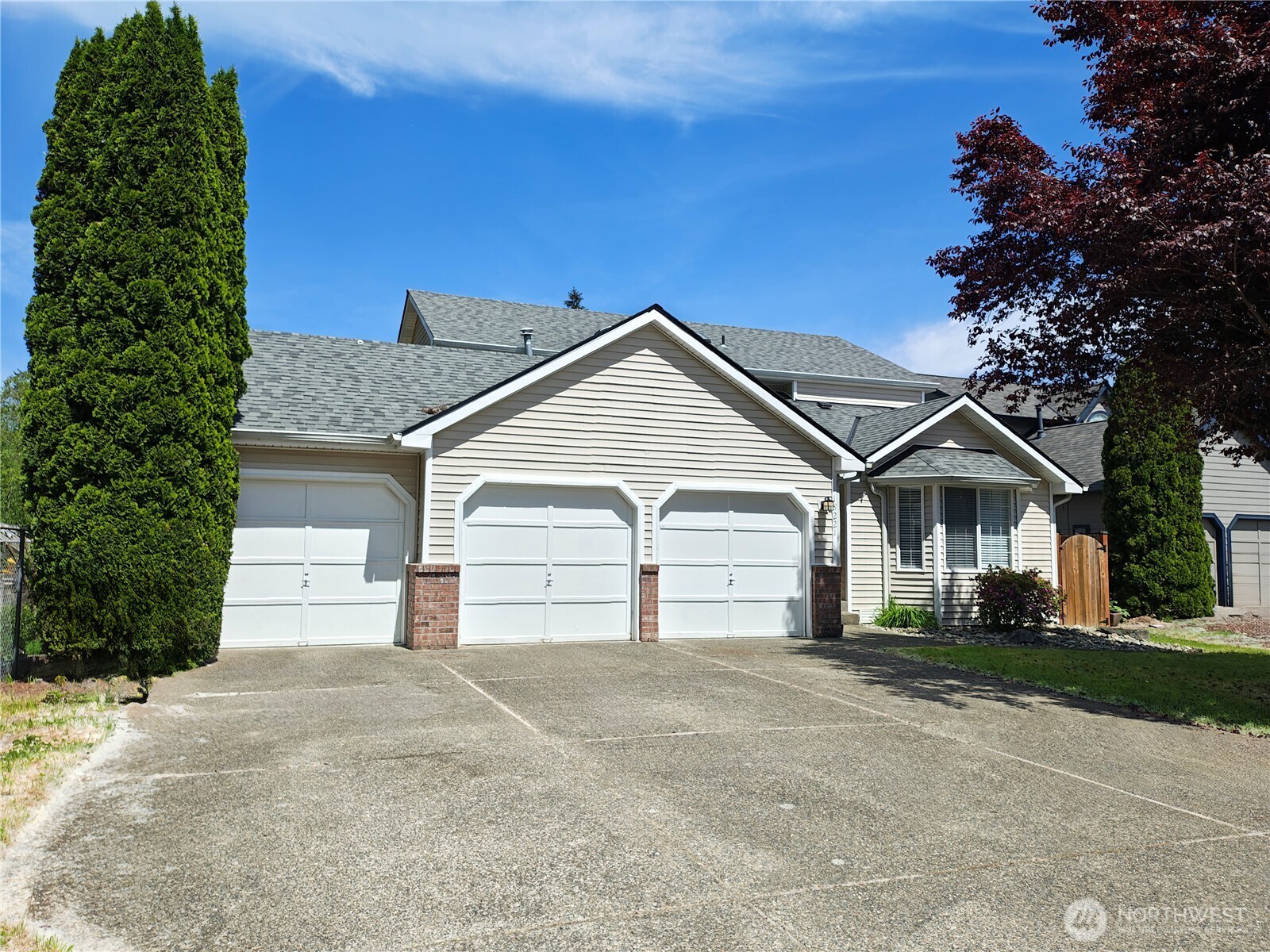 18221 Se 260th Place Property Photo 1
