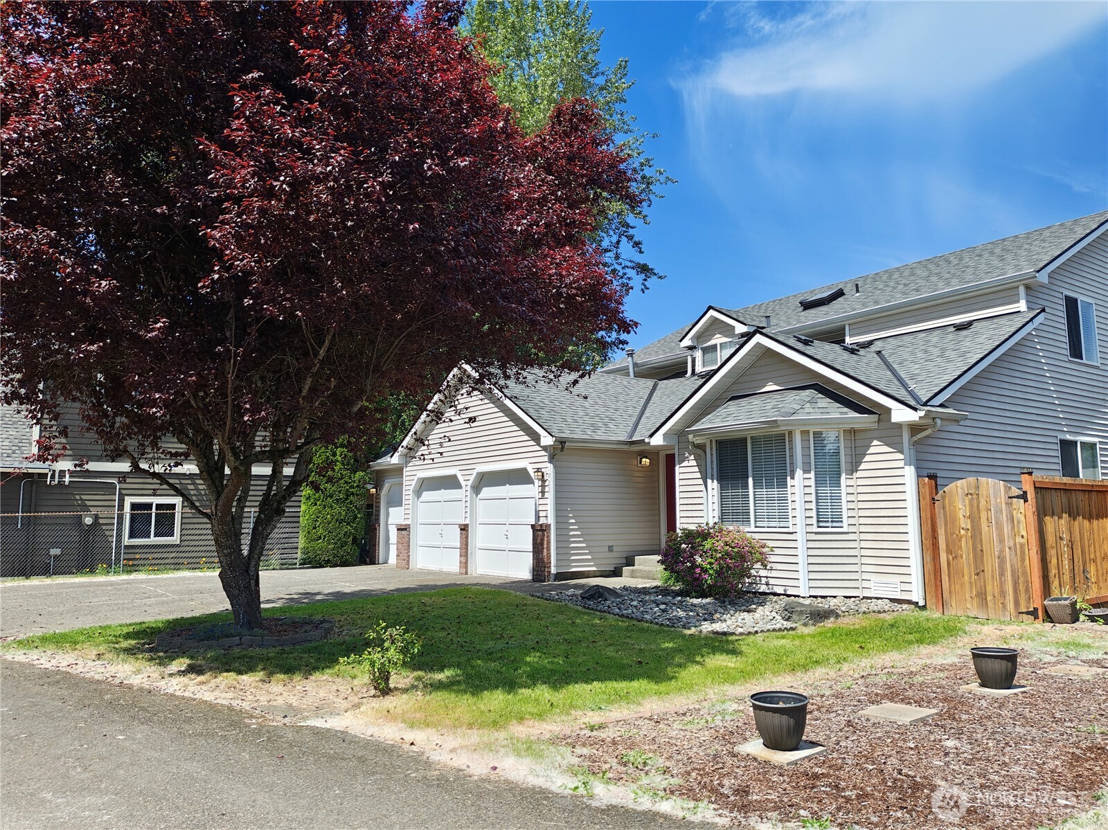 18221 Se 260th Place Property Photo 2