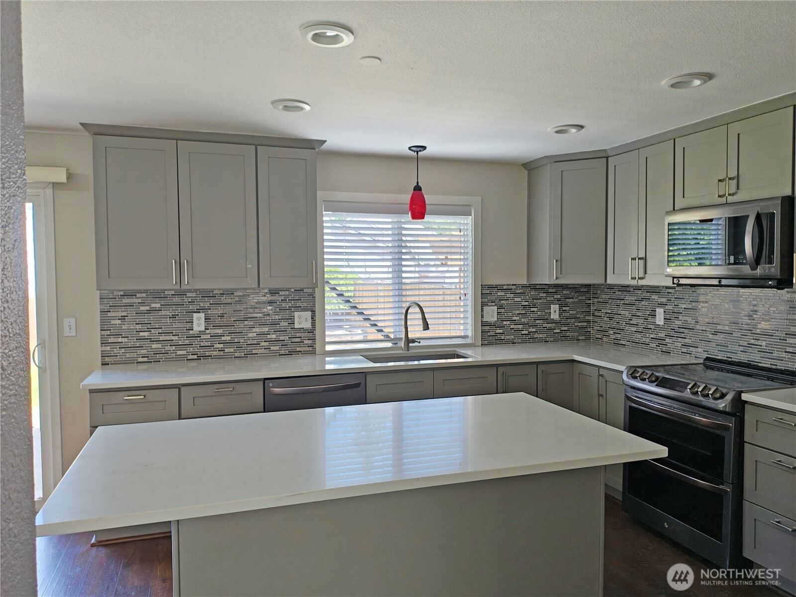 18221 Se 260th Place Property Photo 9