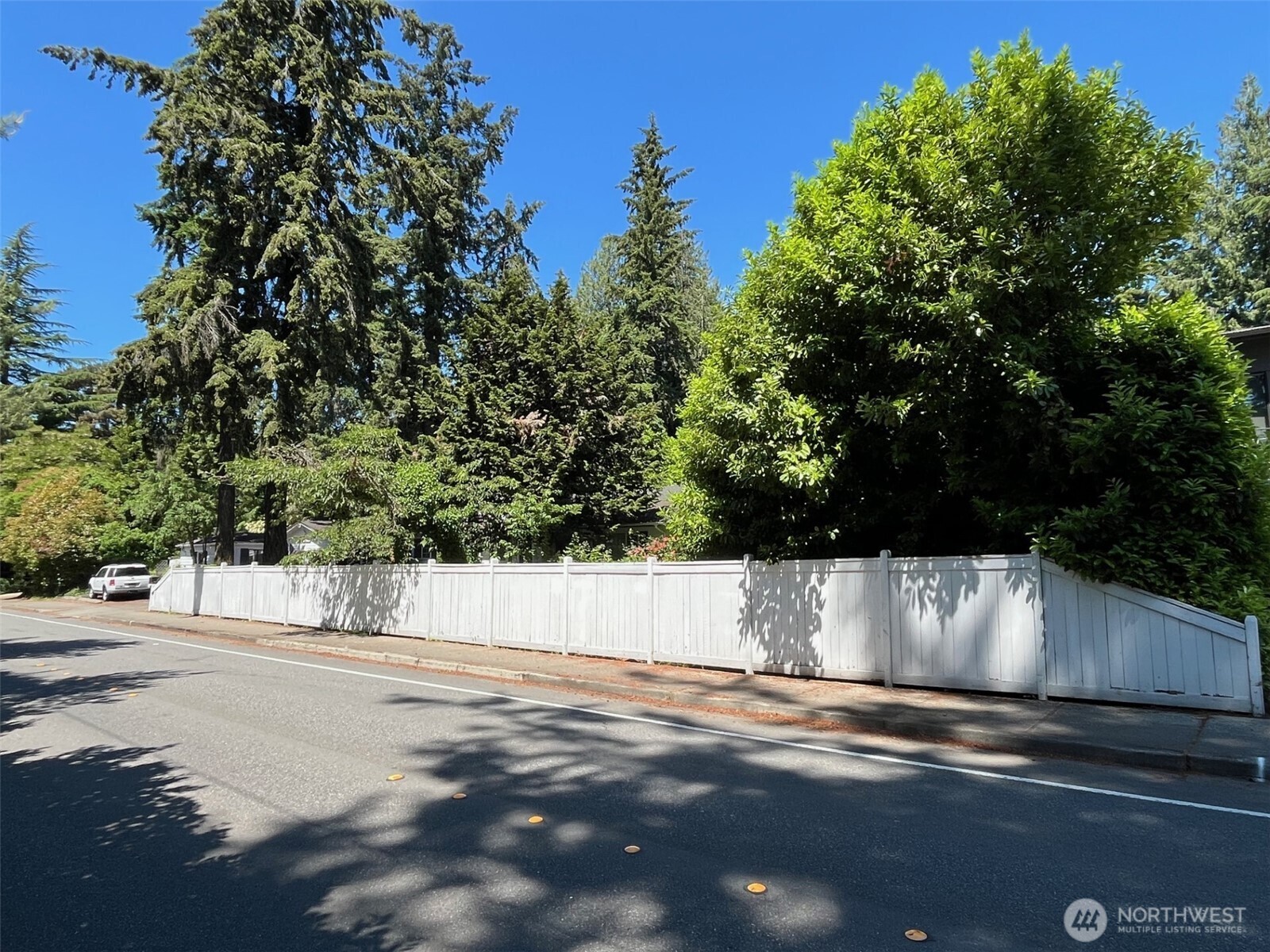 9100 Lake Washington Boulevard Property Photo 3