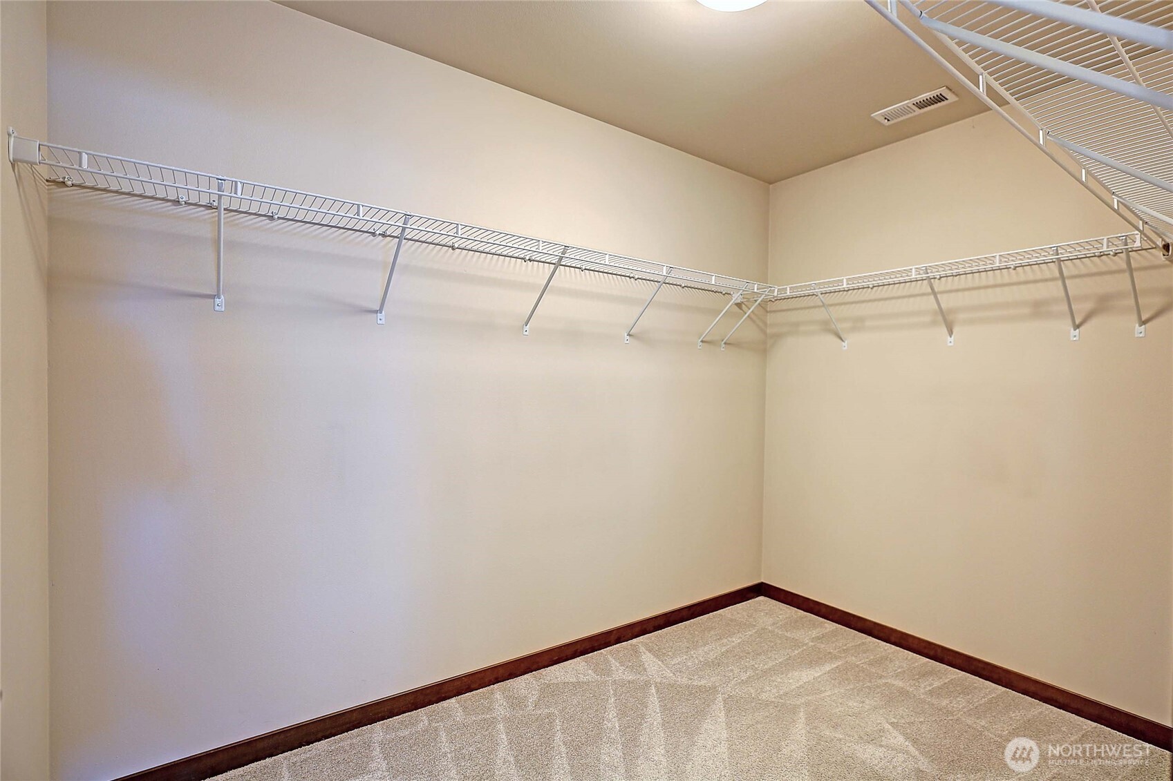 7012 277th Street Property Photo 35