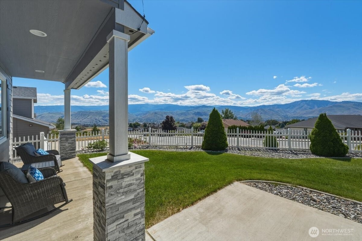 1255 Wheatridge Drive Property Photo 4