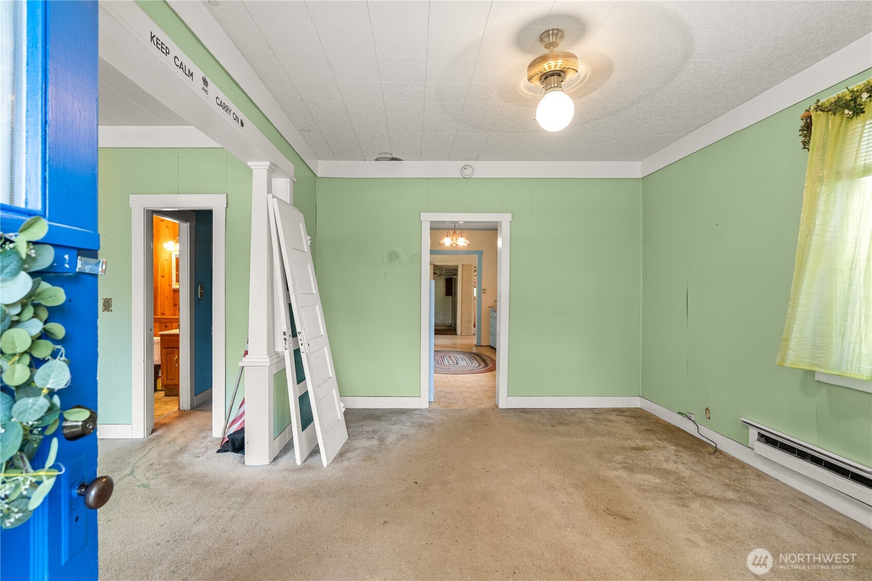 407 W King Street Property Photo 2