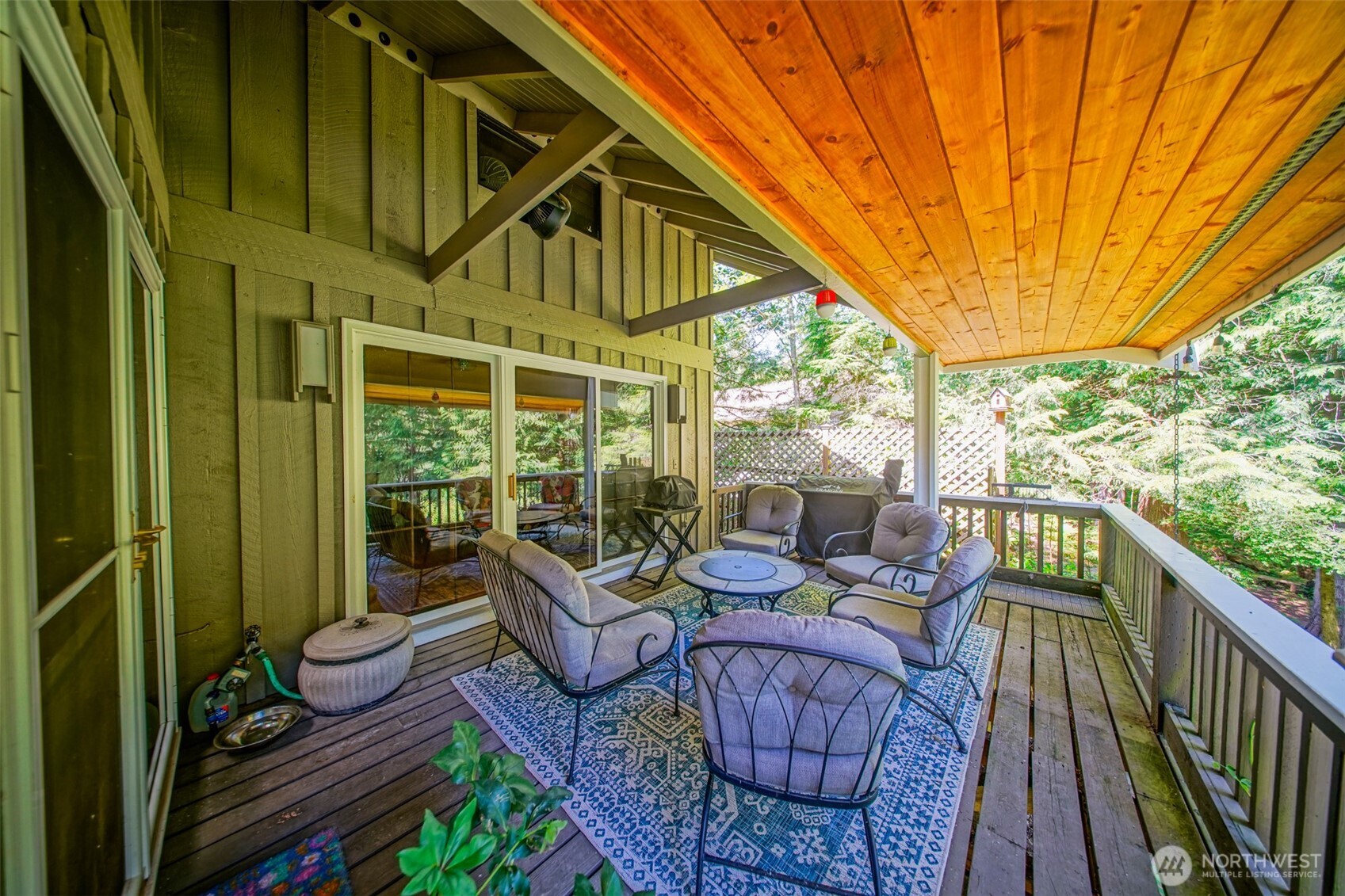 37418 W Lake Walker Drive Property Photo 12