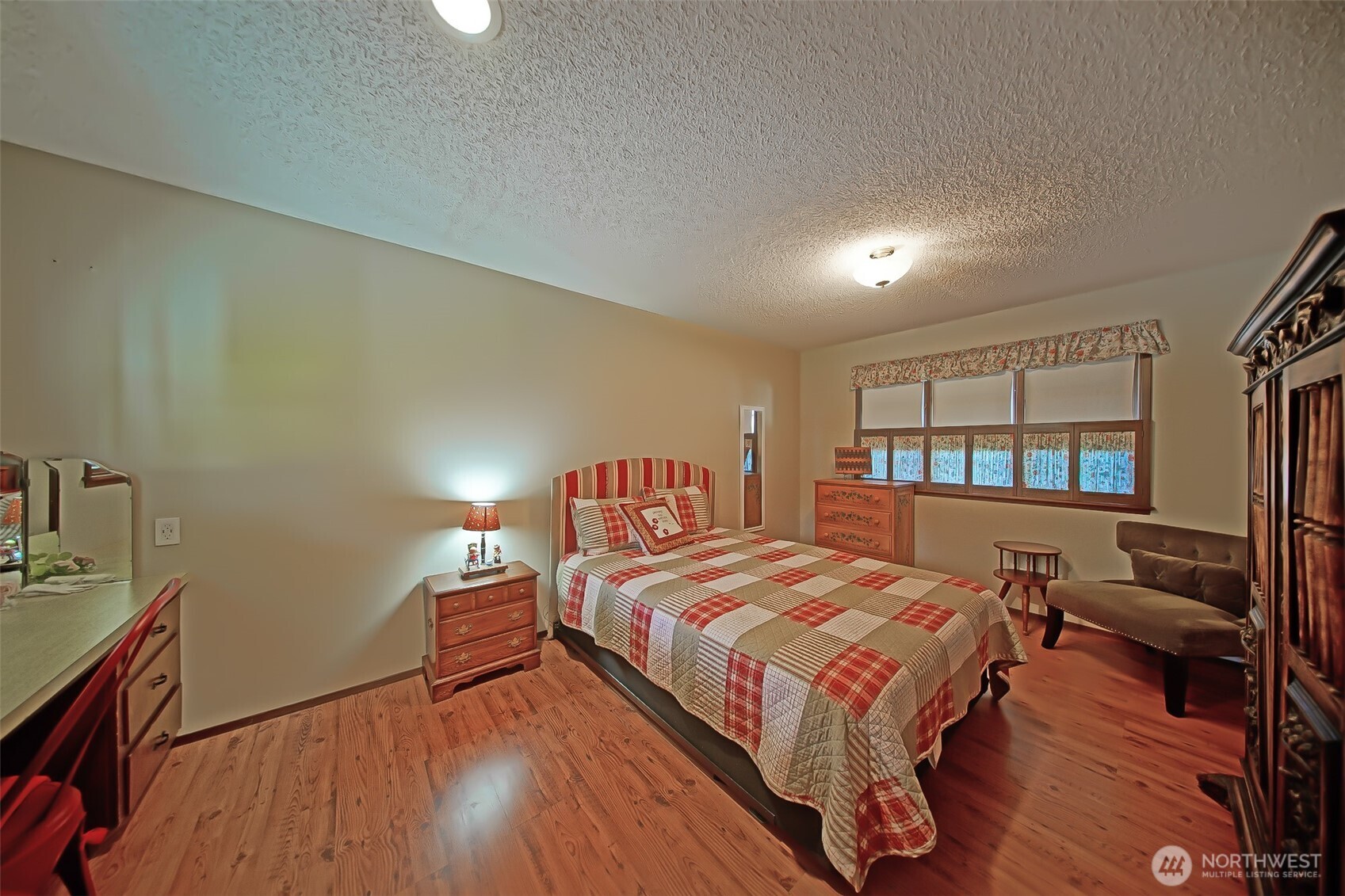 37418 W Lake Walker Drive Property Photo 26