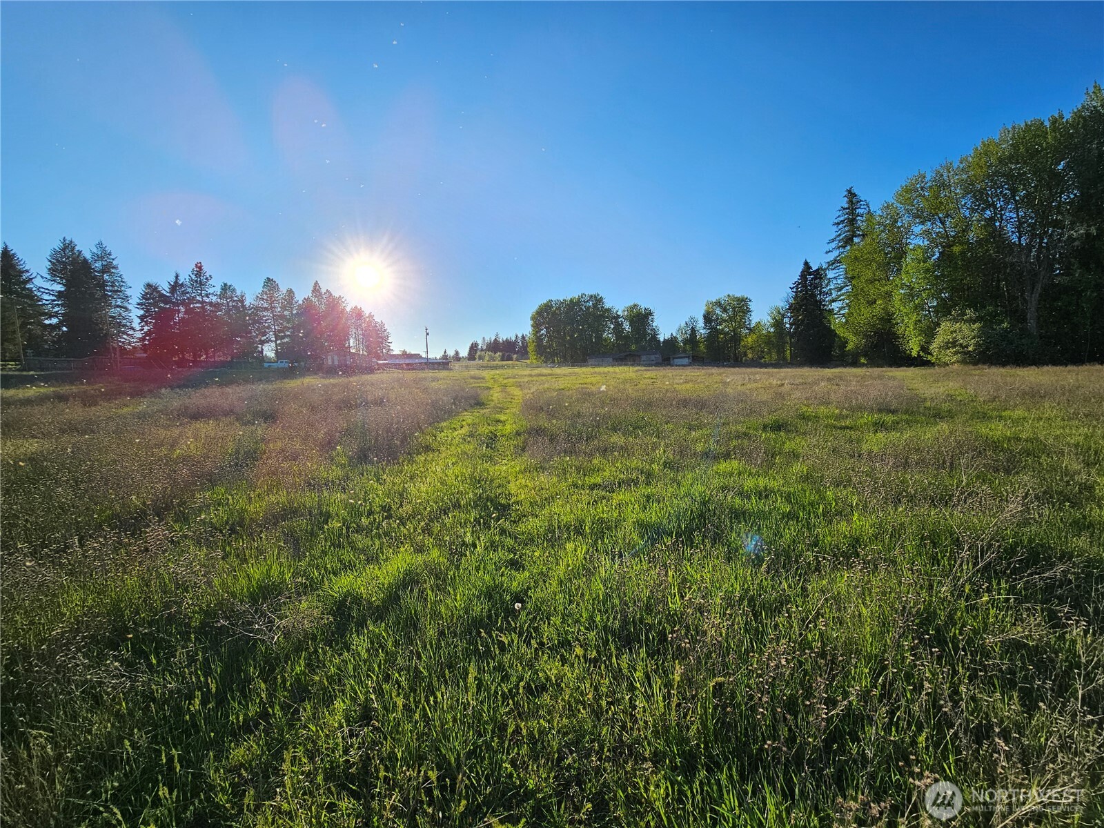2 Xxxx E Eloika Lake Road Property Photo 17