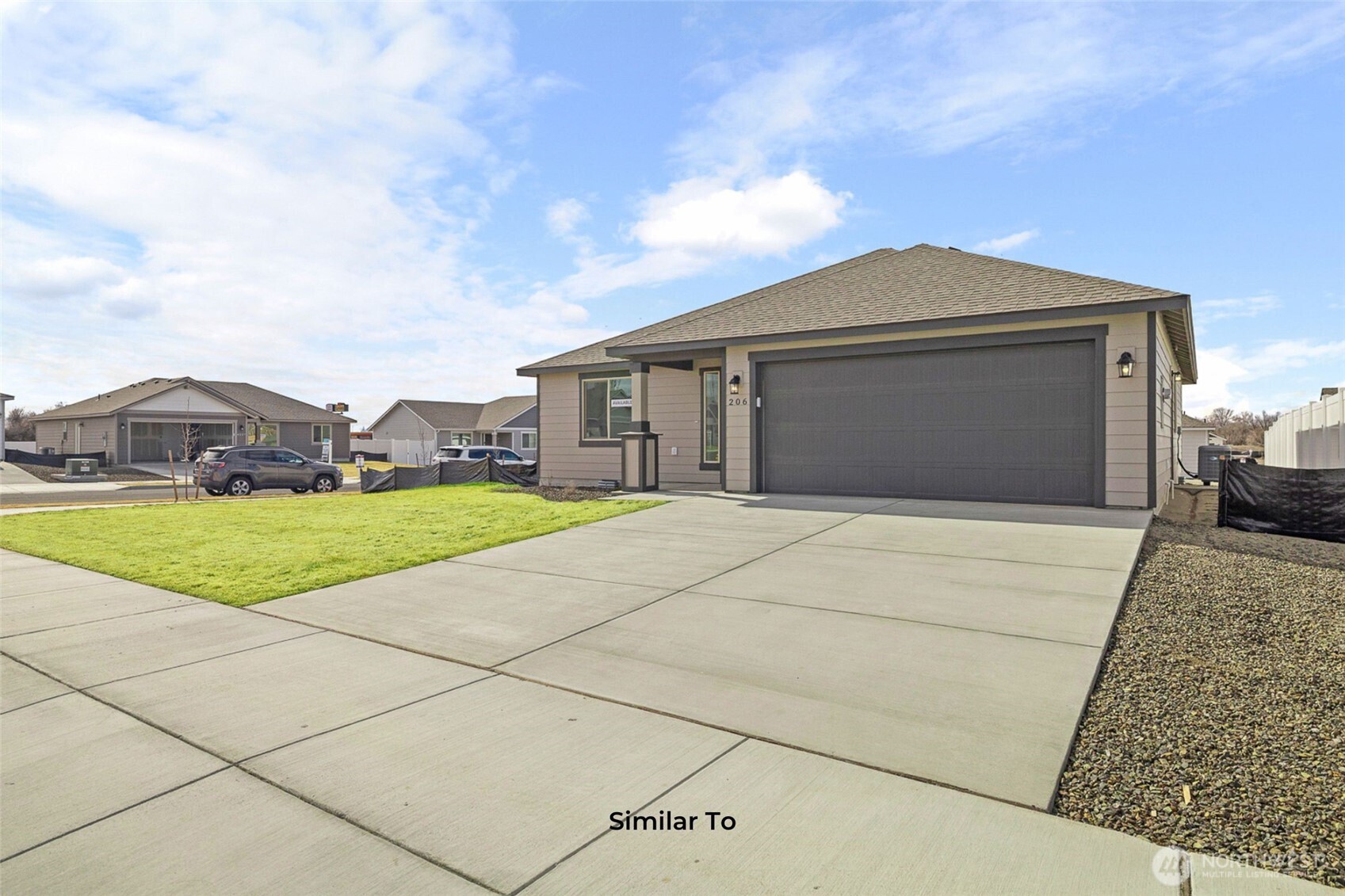 321 N Lessor Loop Property Photo 20