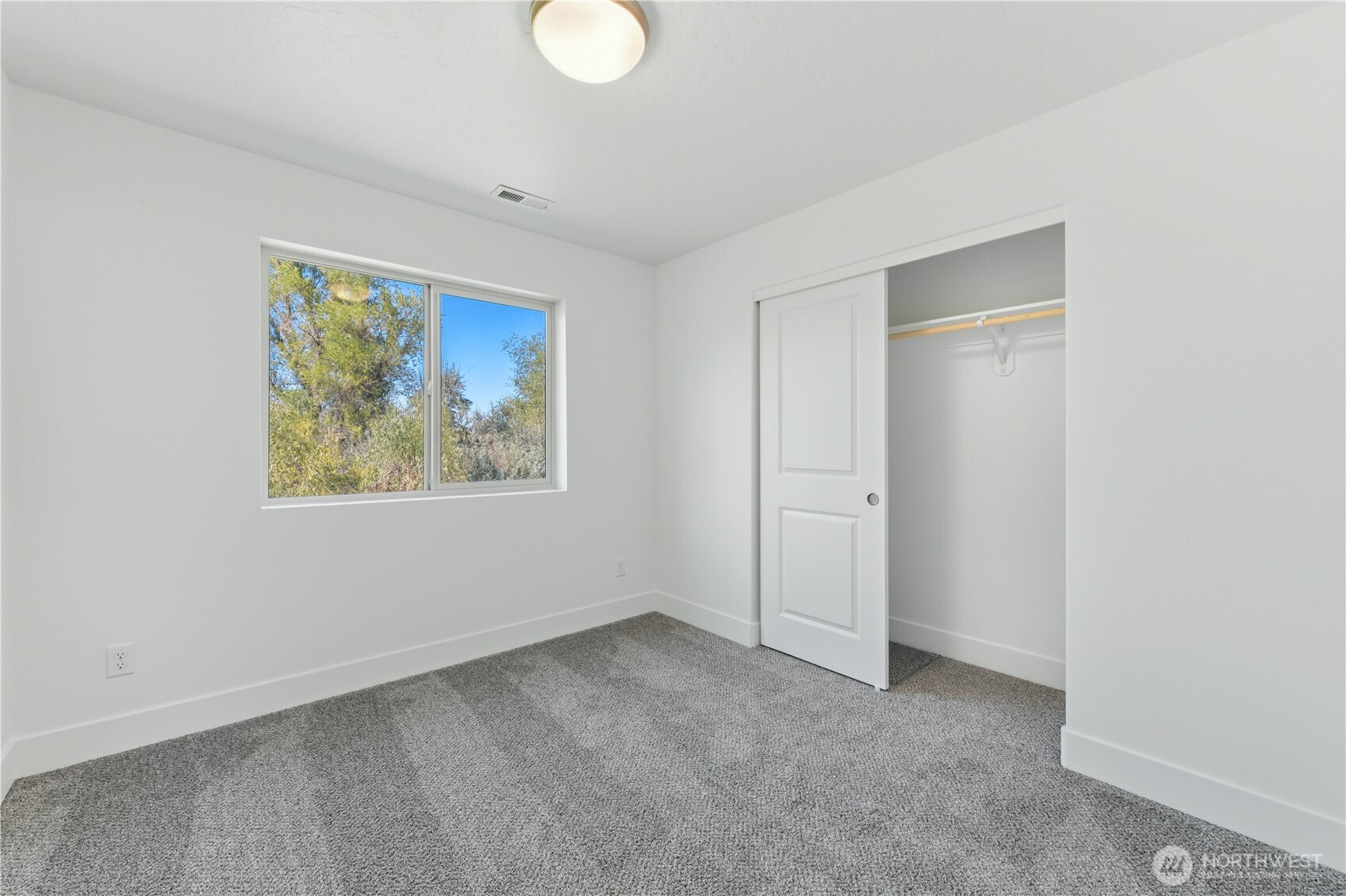 326 N Sandy Loop Property Photo 15