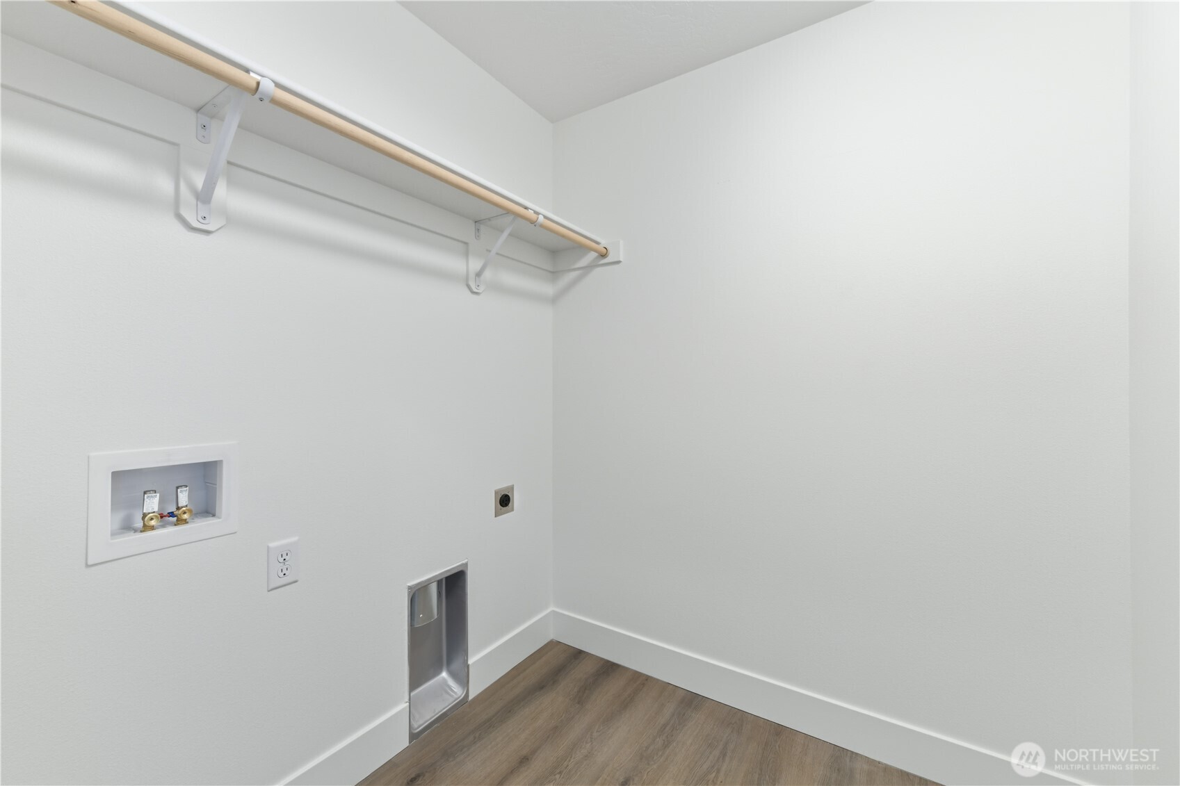 326 N Sandy Loop Property Photo 18
