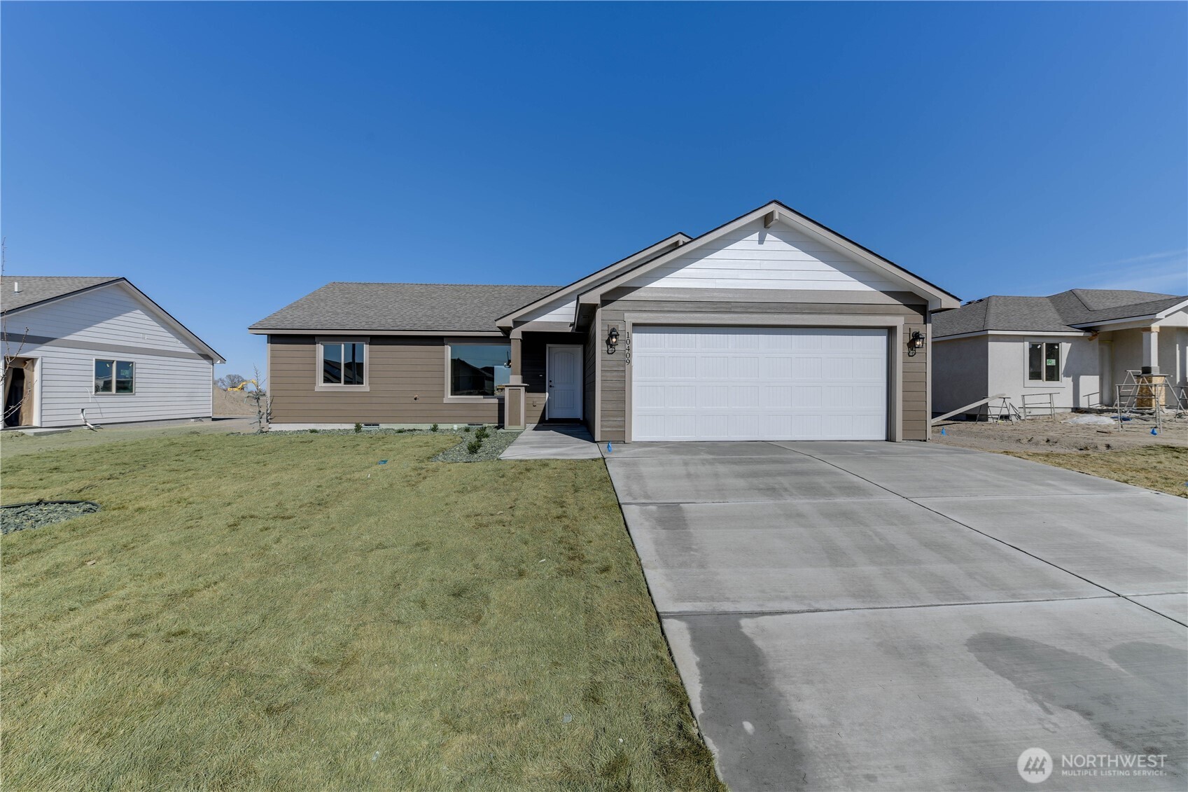 330 N Sandy Loop Property Photo 1